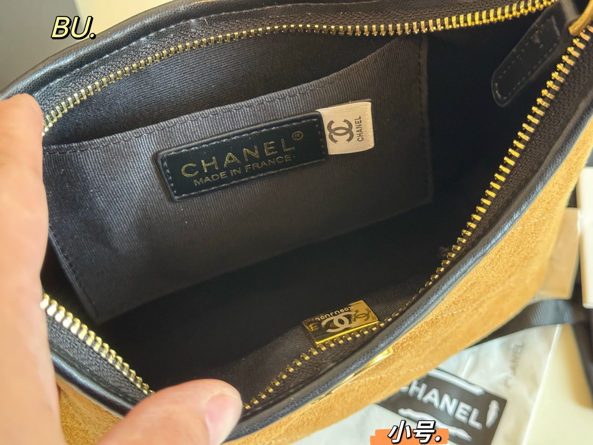 CHANEL 24a Suede Hobo Underarm Bag