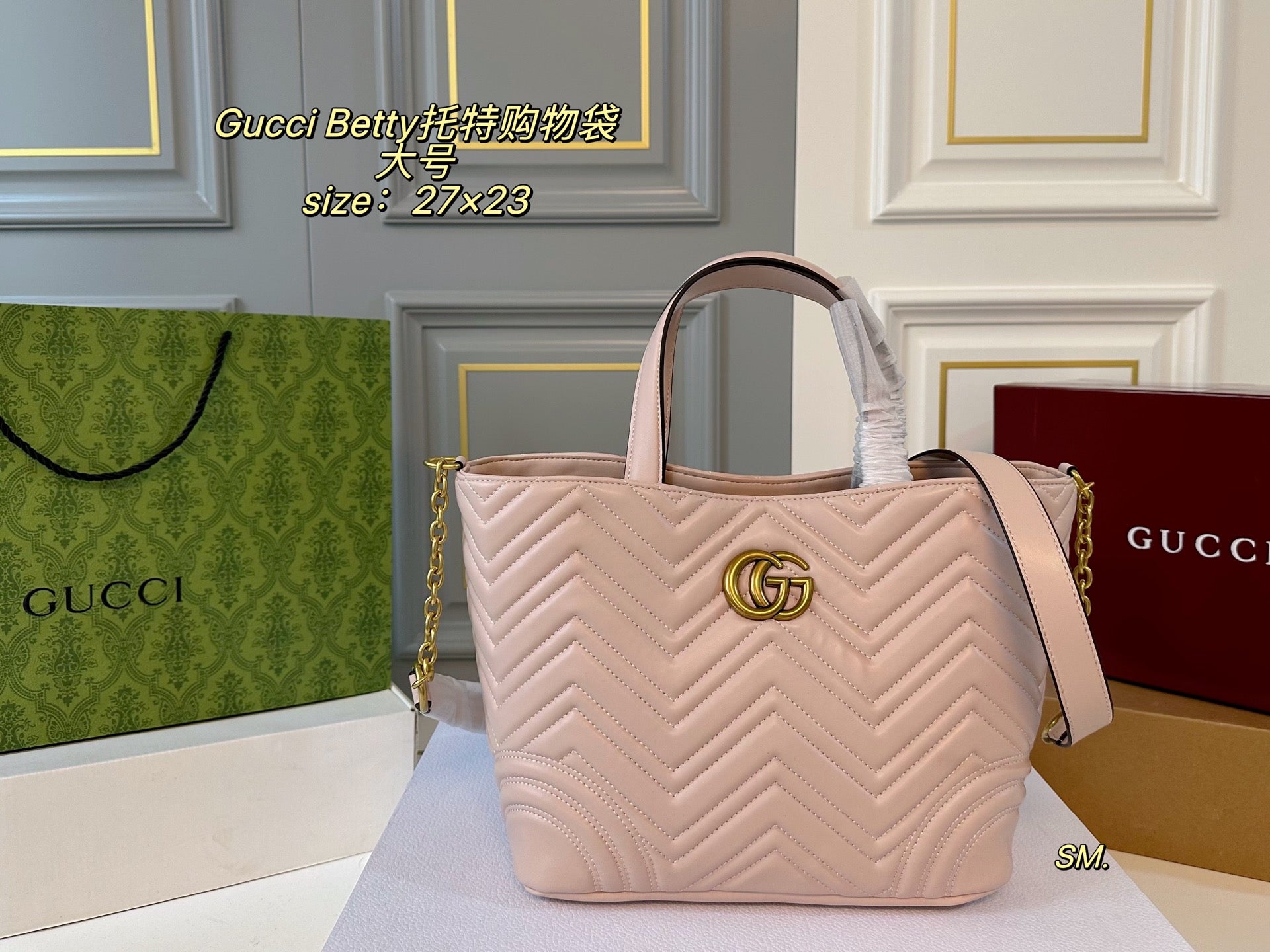GUCCI Betty Tote Shopping Bag