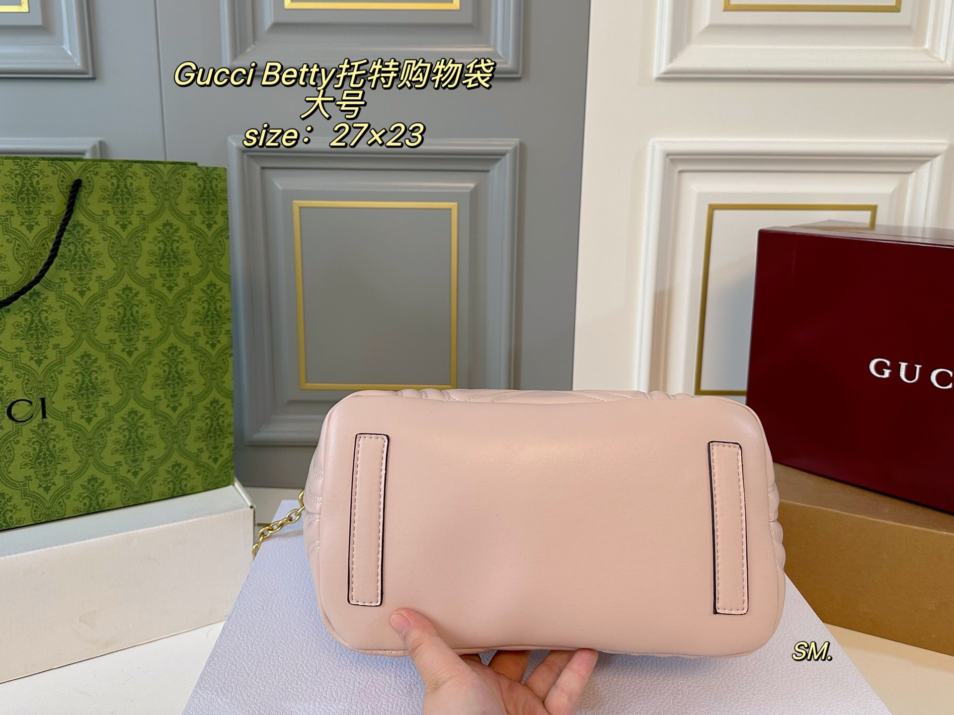 GUCCI Betty Tote Shopping Bag