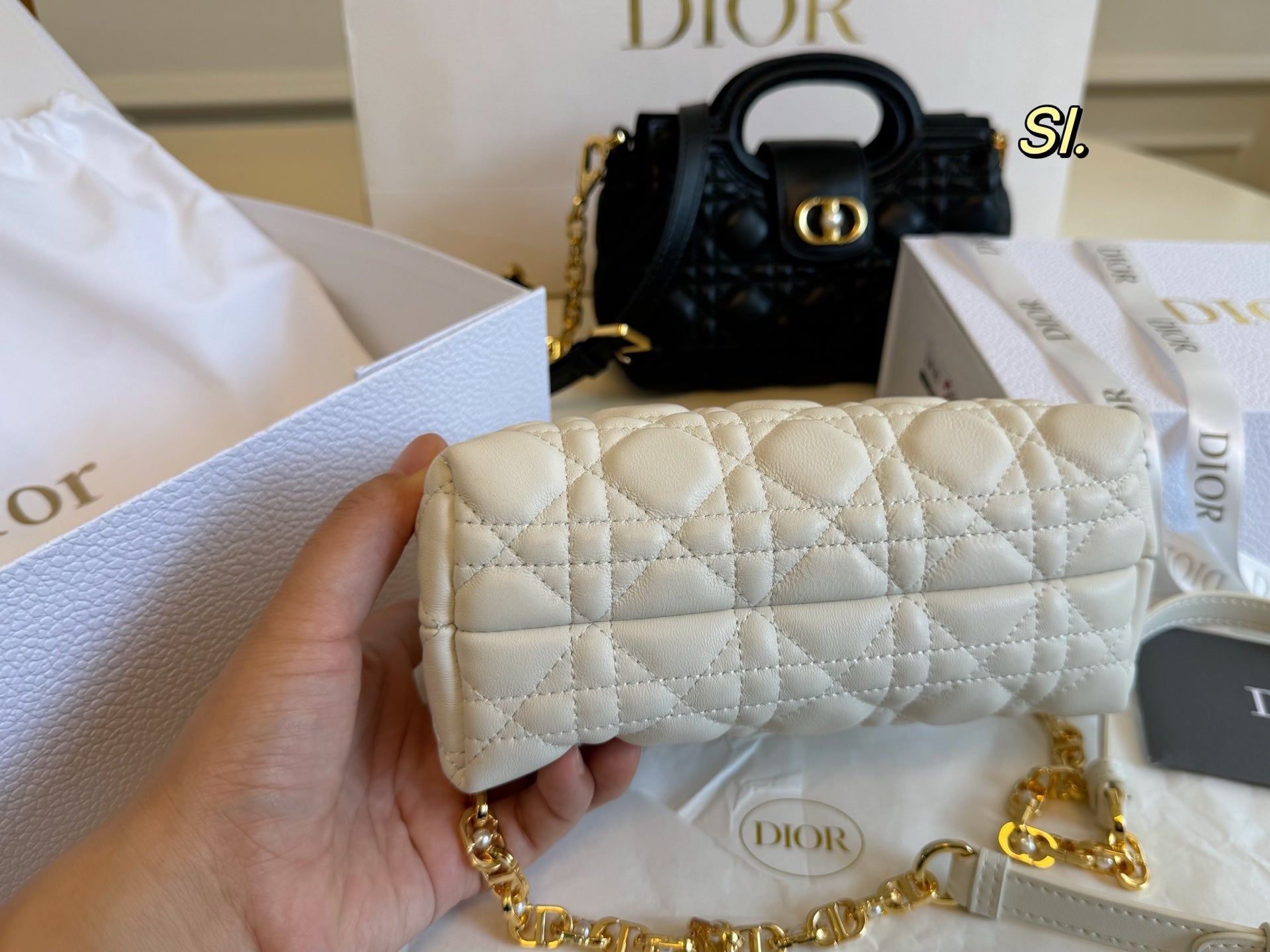 DIOR Jolie Hanlde Bag