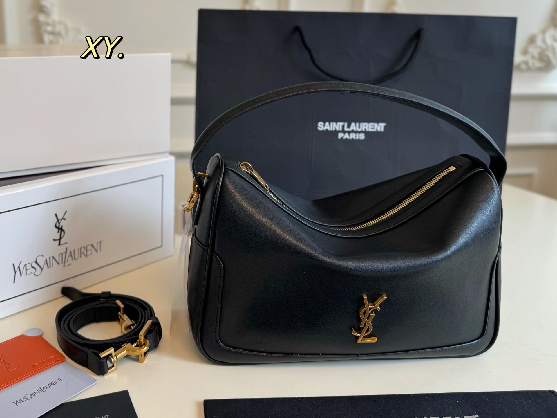 YSL Camera Supple