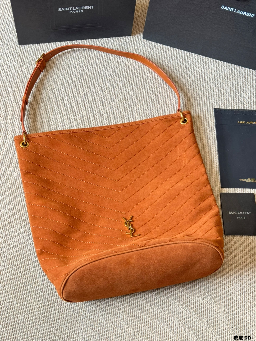 YSL SAINT LAURENT NIKI