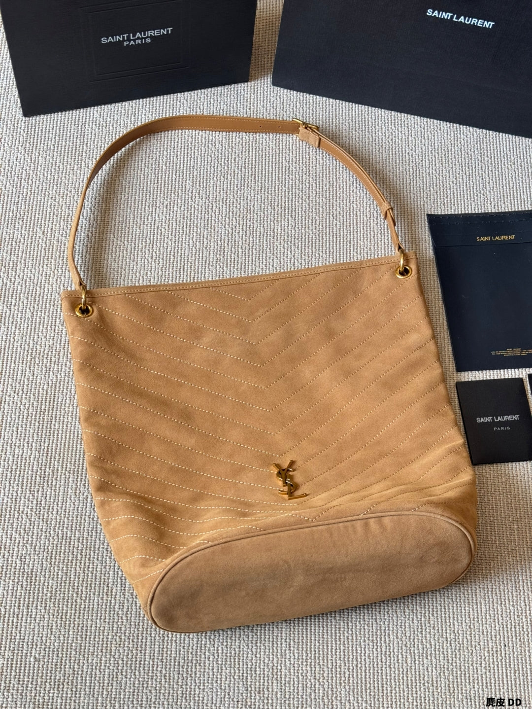 YSL SAINT LAURENT NIKI