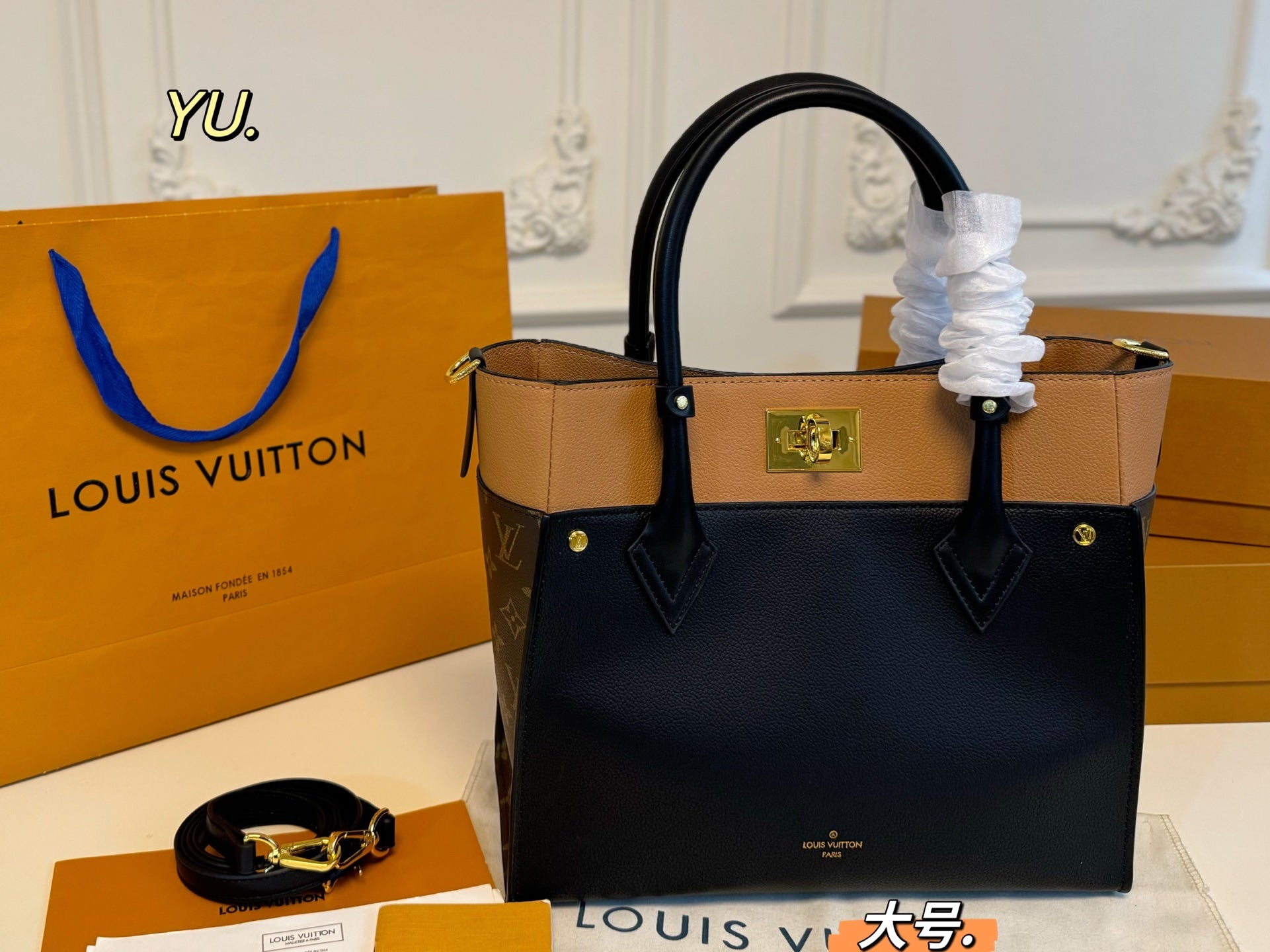 LV On My Side Handheld Tote Bag