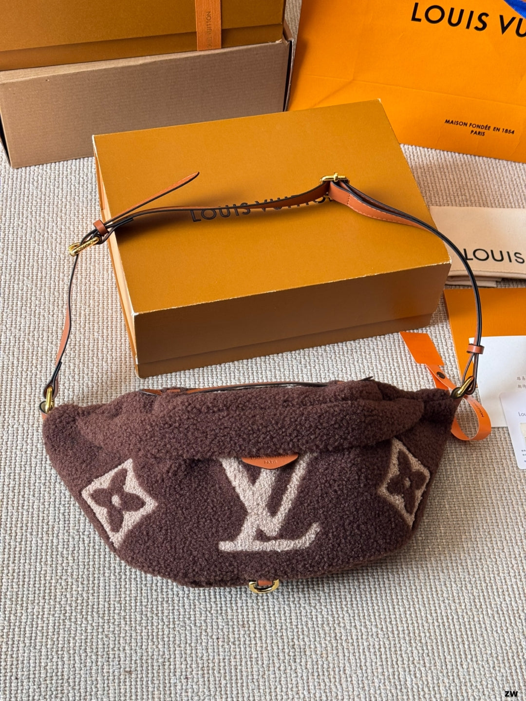 LV Teddy Series Waist Bag