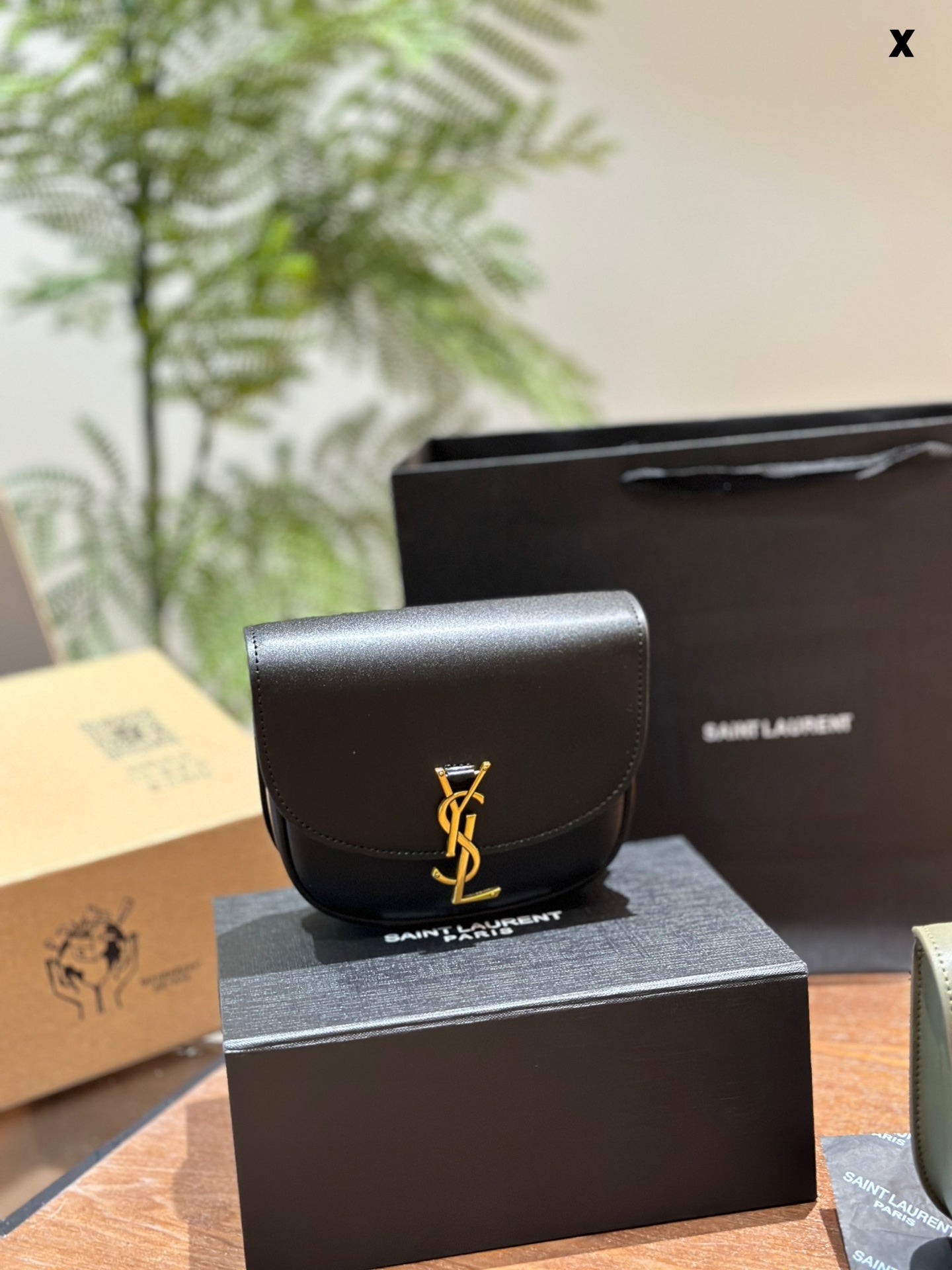 YSL SAINT LAURENT Kaia