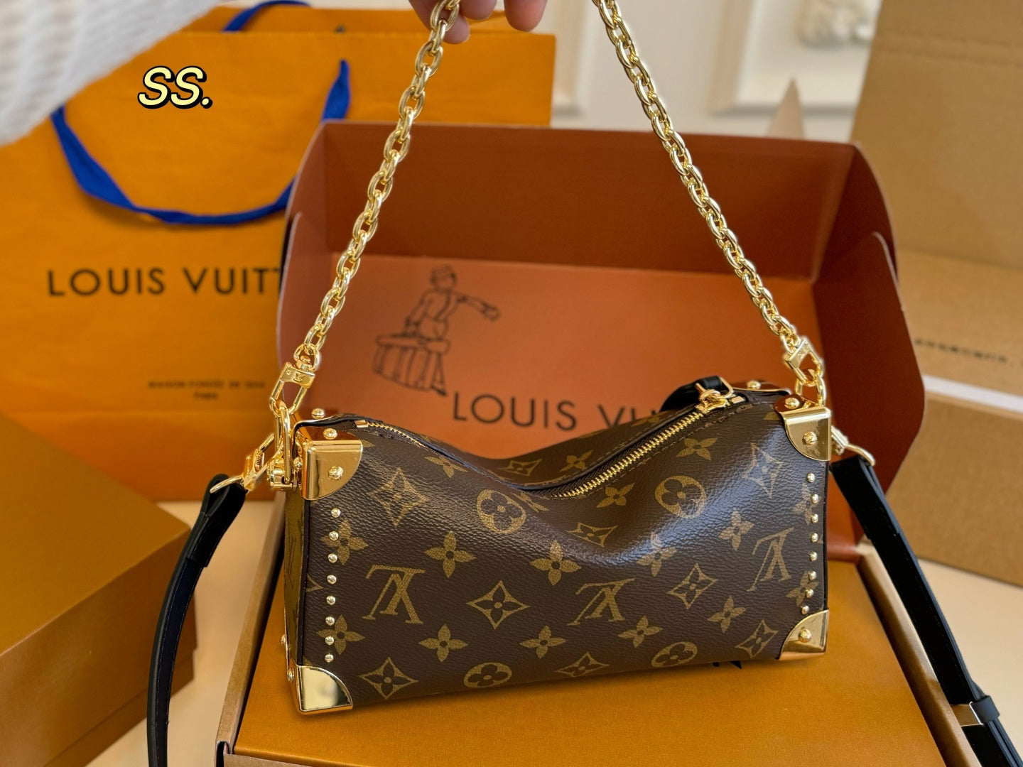 LV Side Trunk Soft luggage case