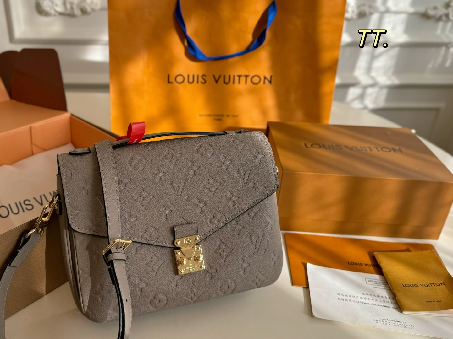 LV Pressed Flower Postman