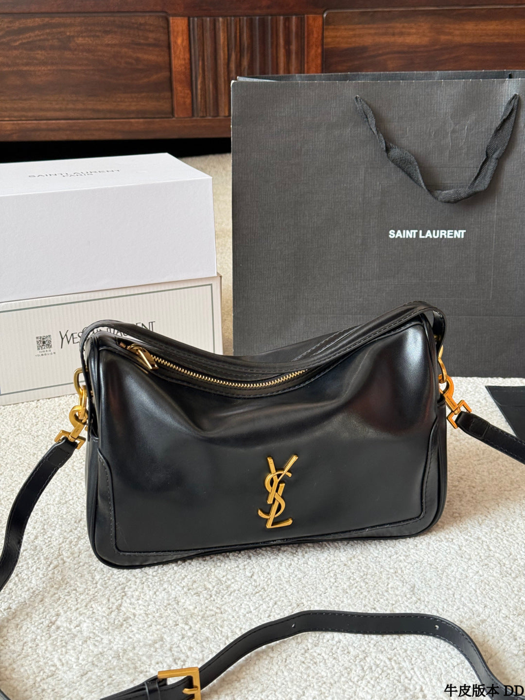 YSL Camera Supple