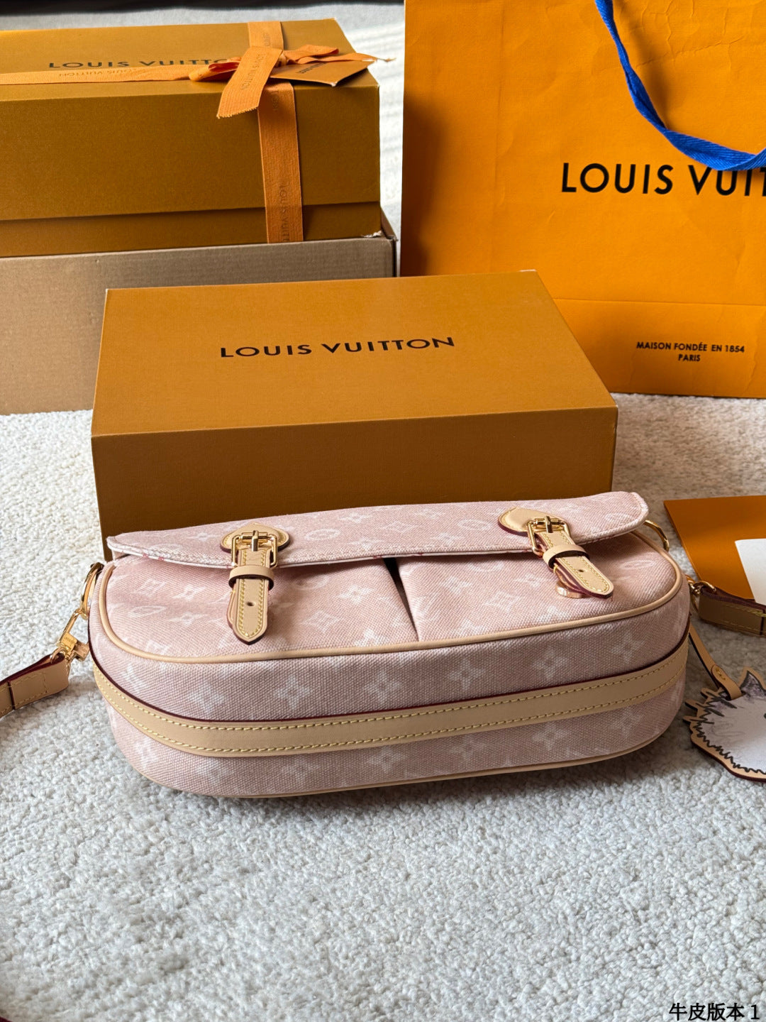 LV ESCAPE Meowgram crossbody bag