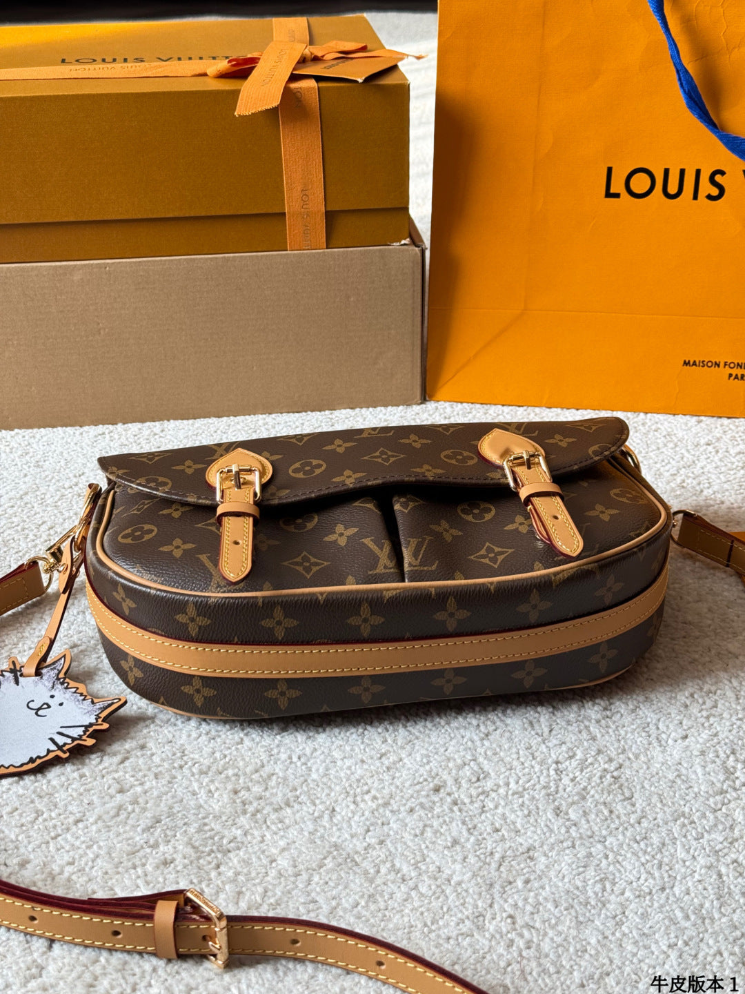 LV ESCAPE Meowgram crossbody bag