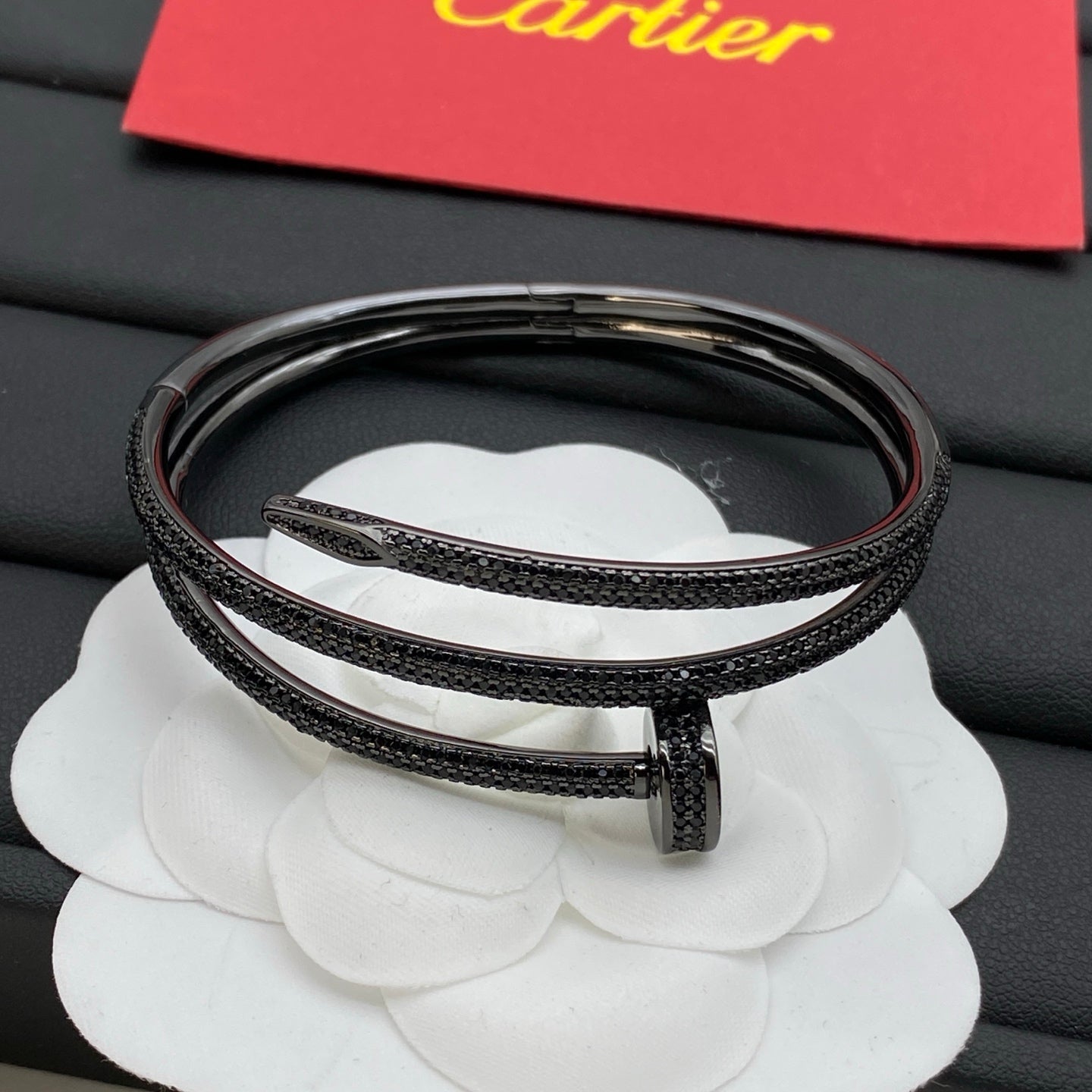 Cartier-Bracelet