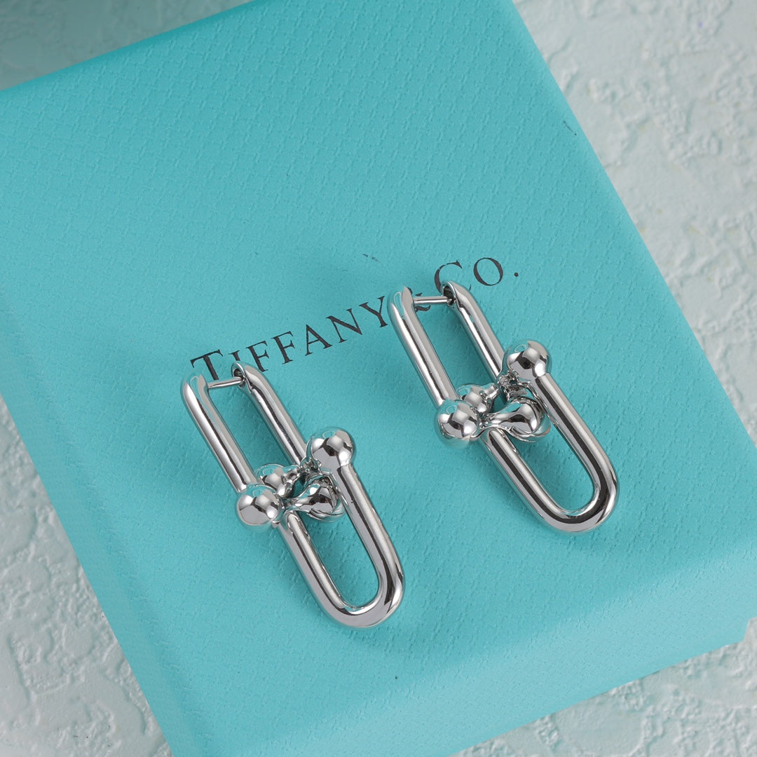 Tiffany-Earring