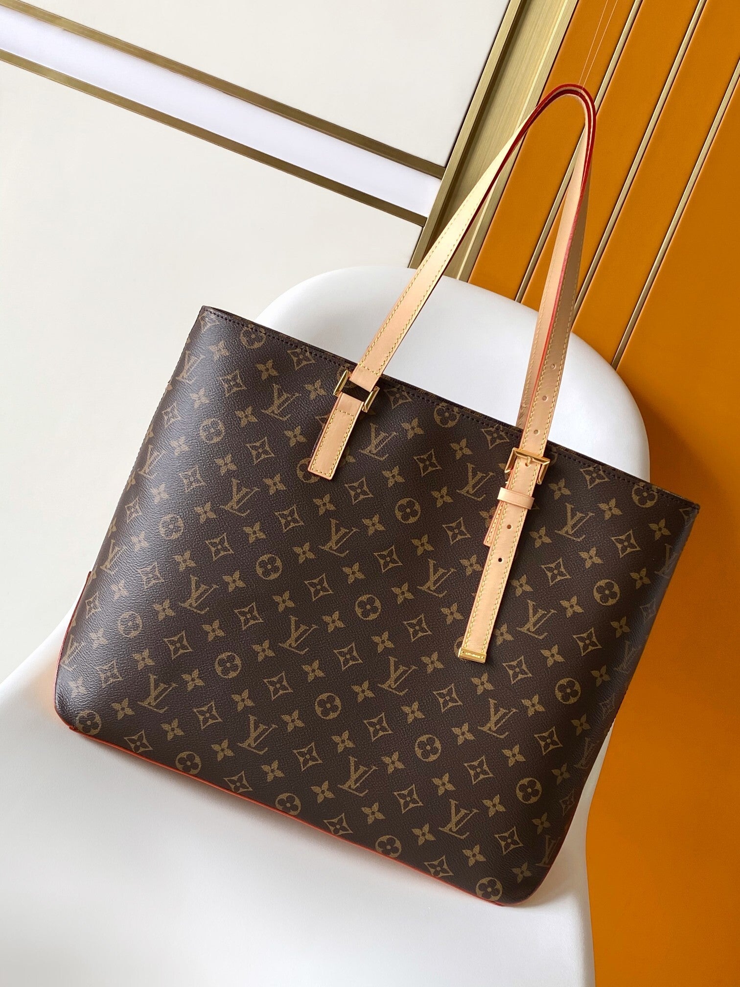 1:1 Replica LV Handbag