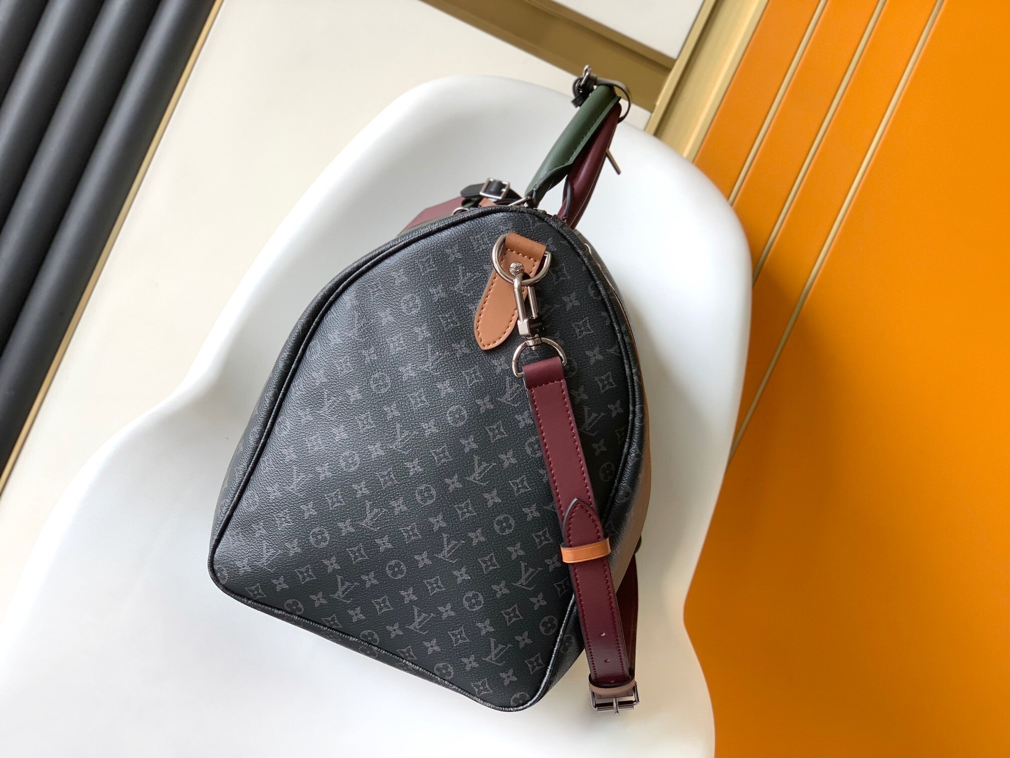 1:1 Replica LV travel bag