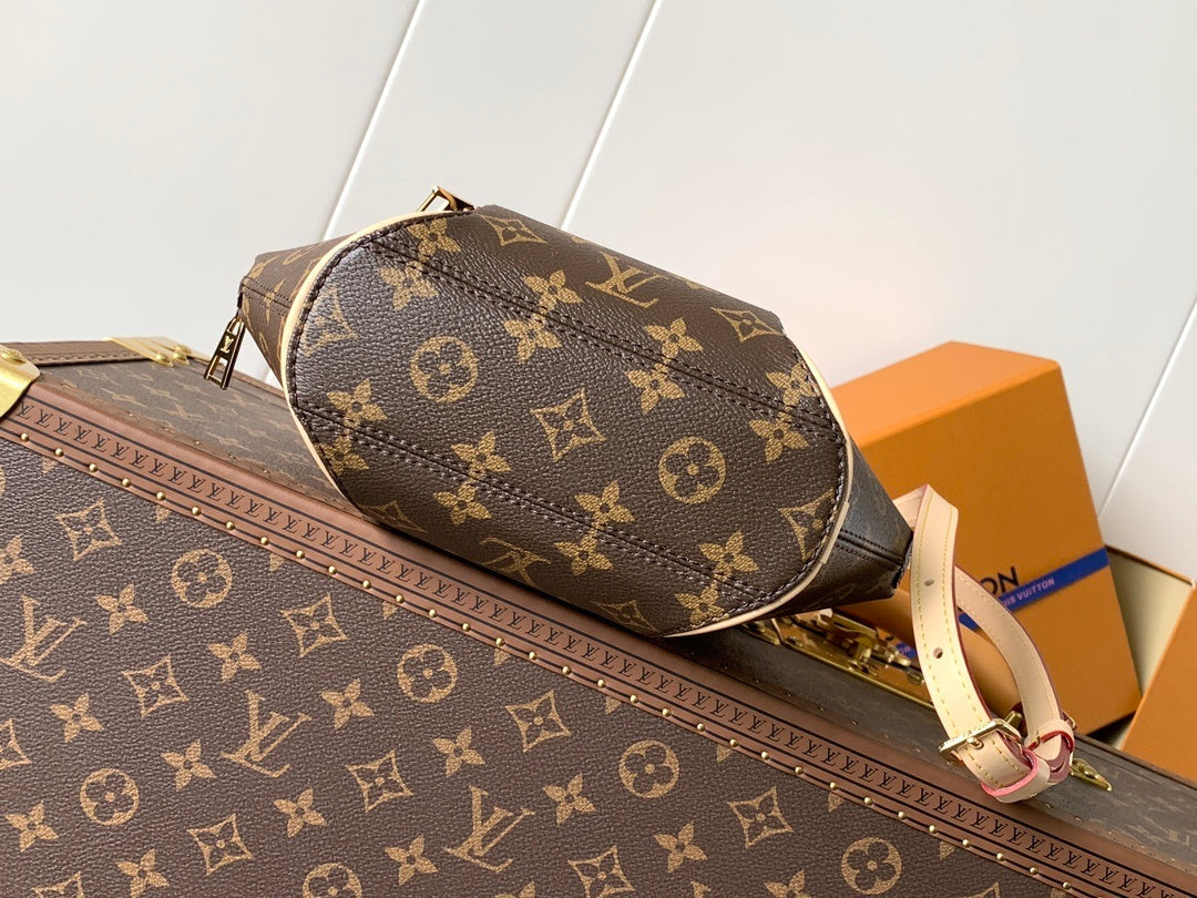 1:1 Replica LV handbag