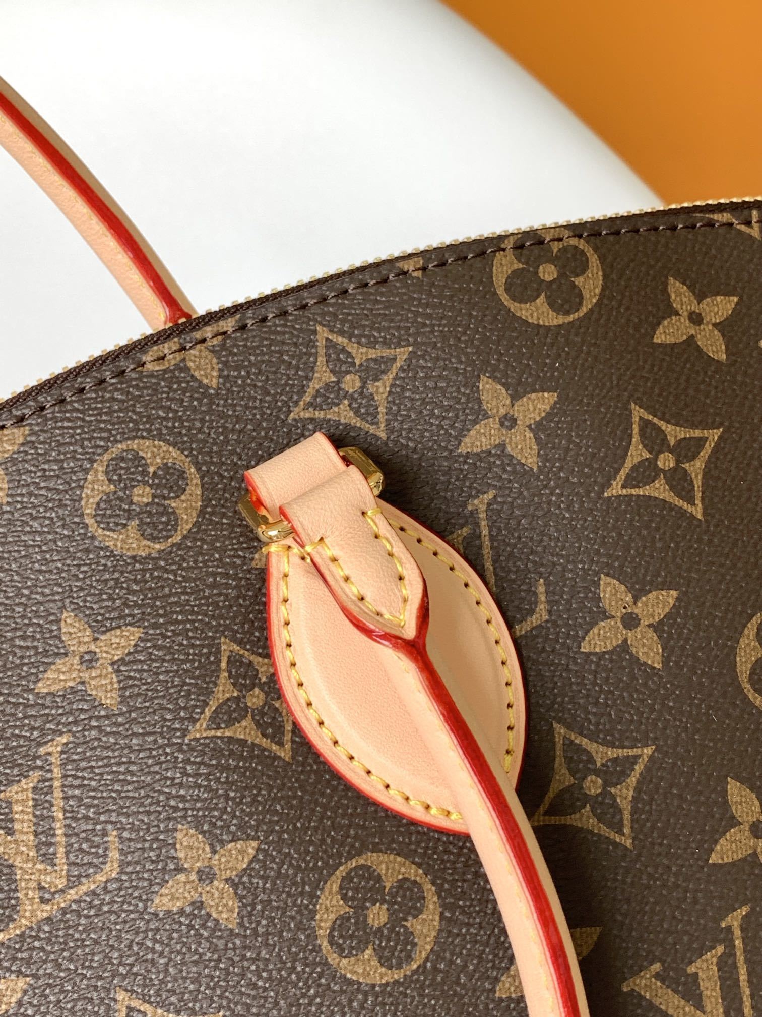 1:1 Replica LV Handbag