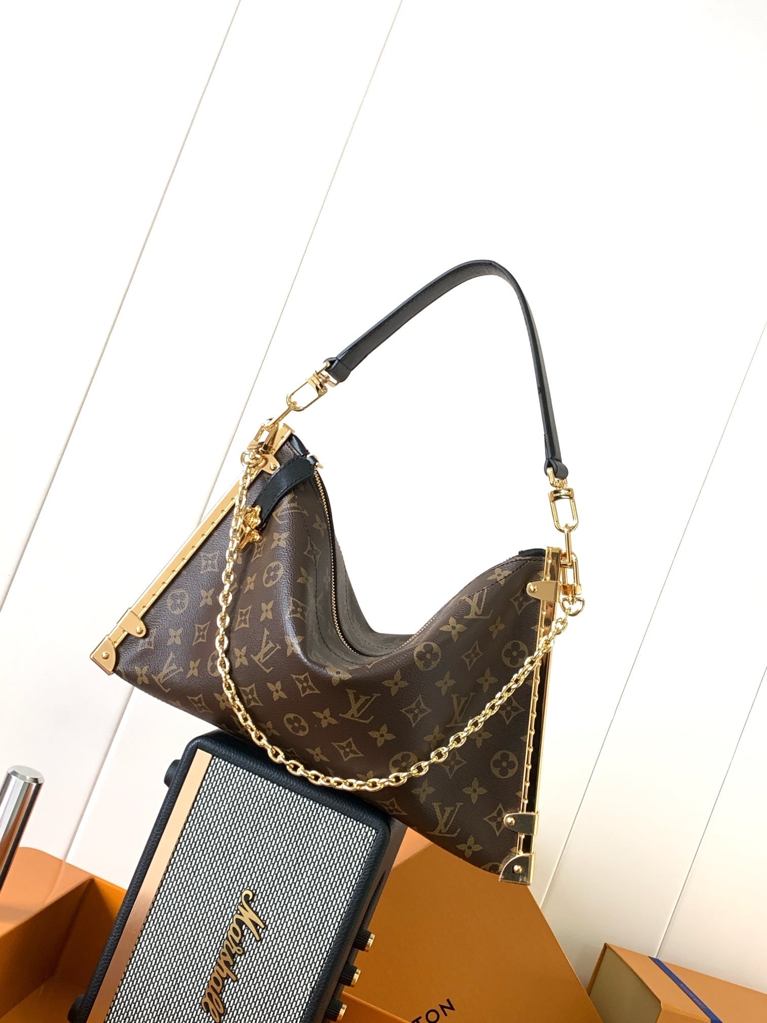 1:1 Replica LV handbag