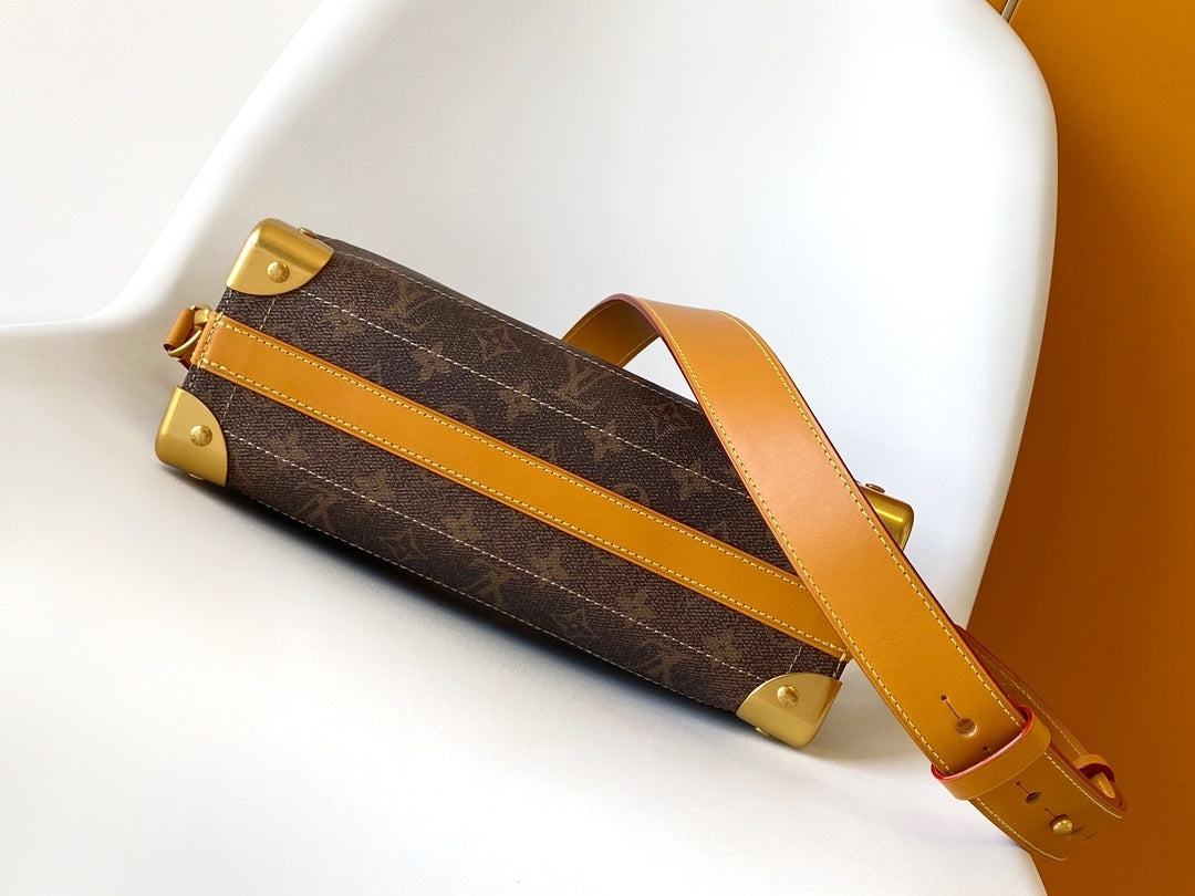 1:1 Replica LV crossbody bag