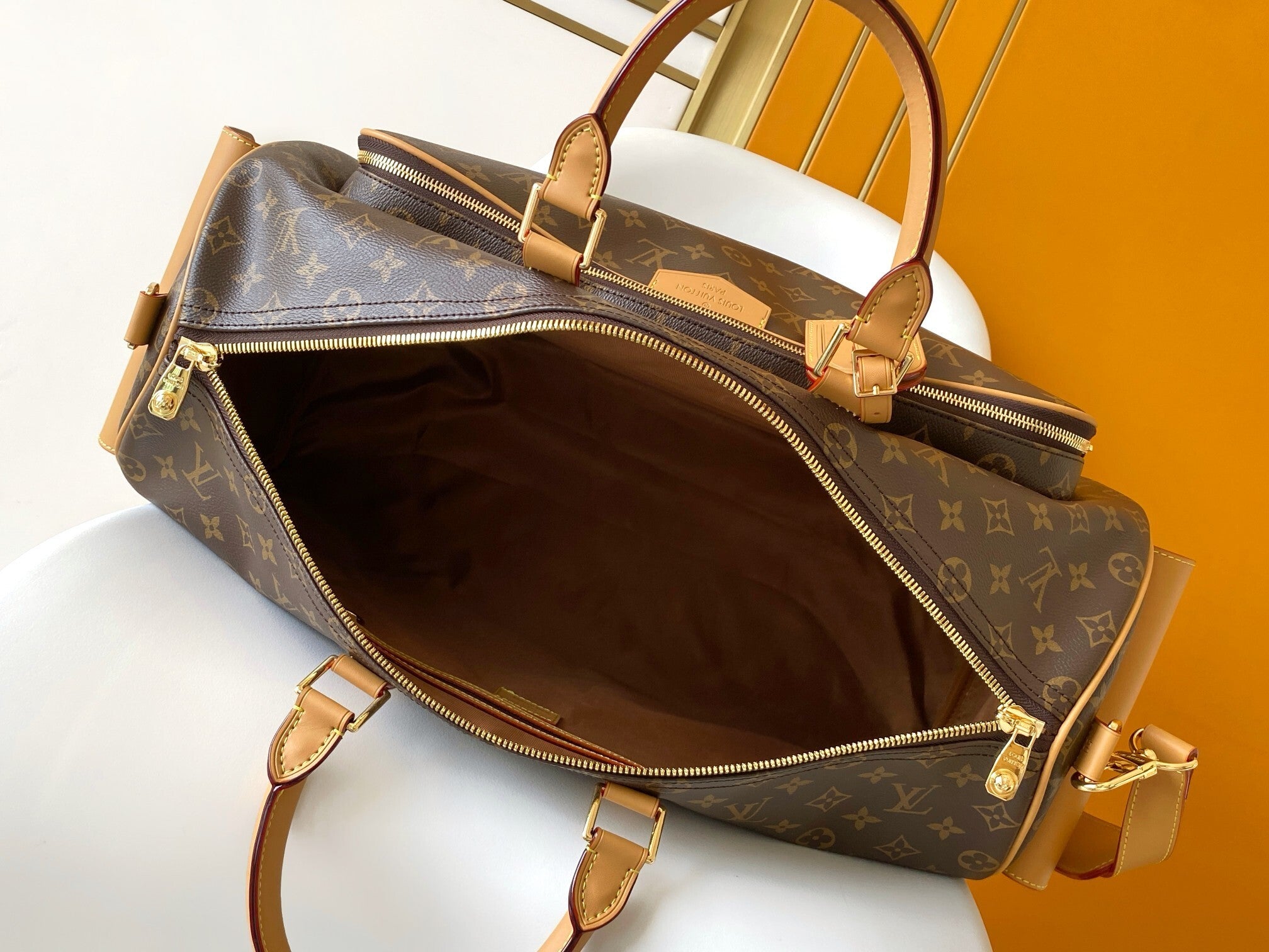 1:1 Replica LV travel bag