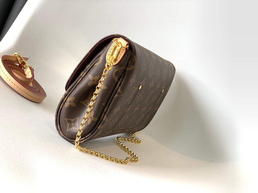 1:1 Replica LV crossbody bag