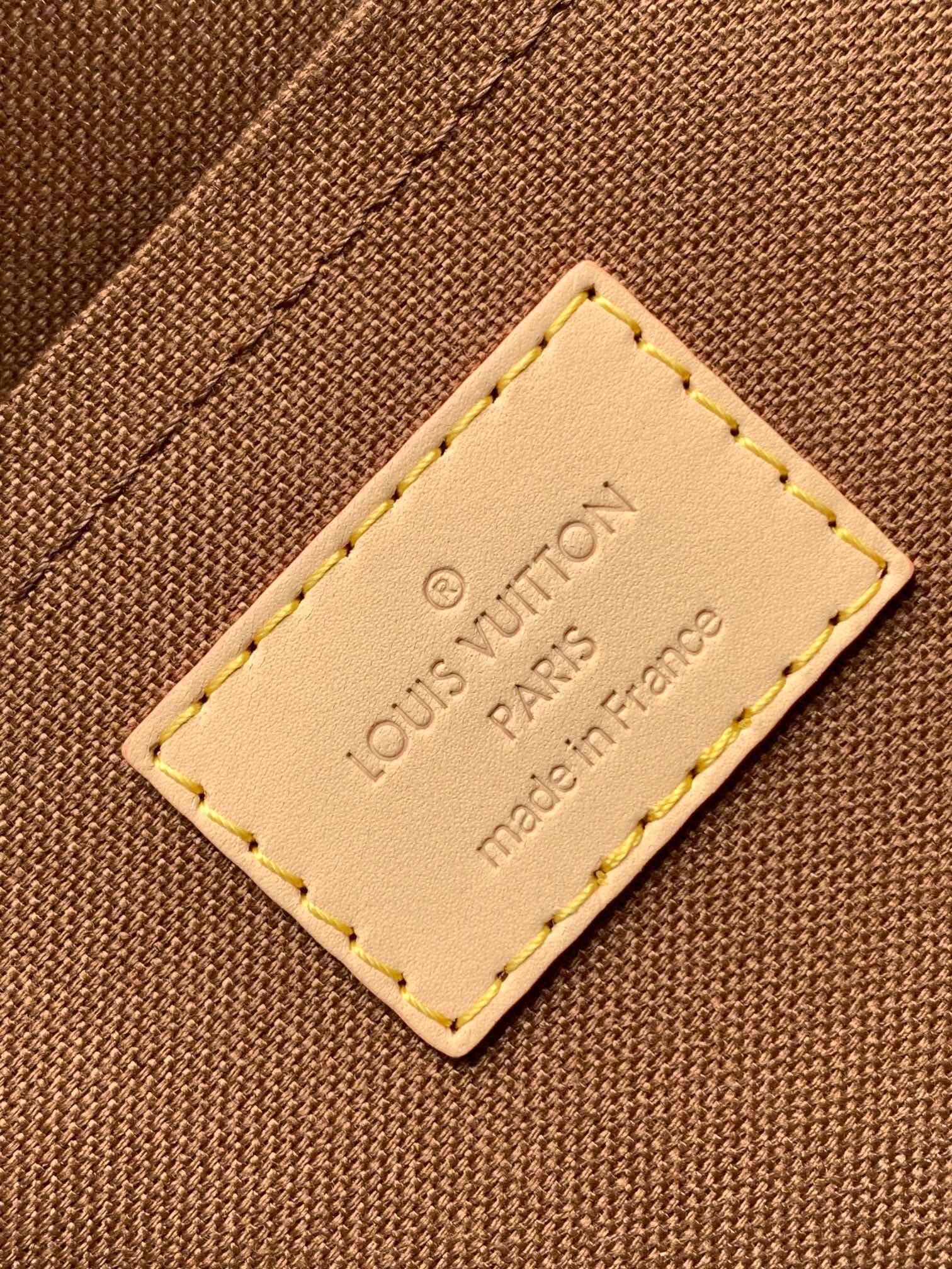 1:1 Replica LV handbag