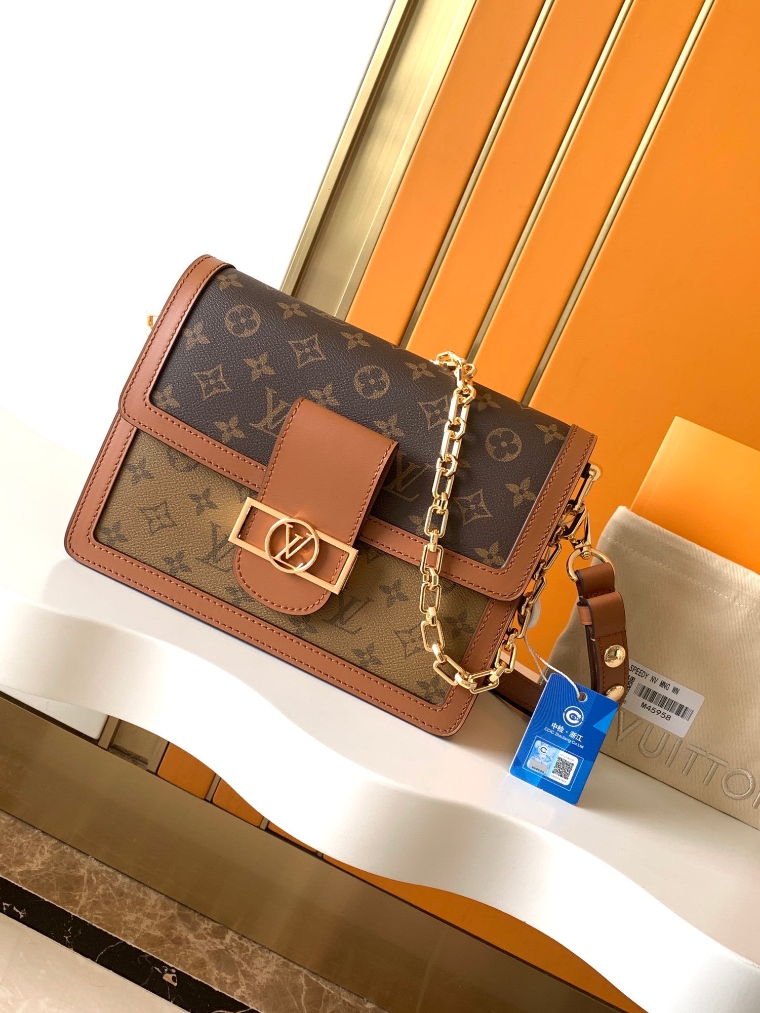 1:1 Replica LV crossbody bag