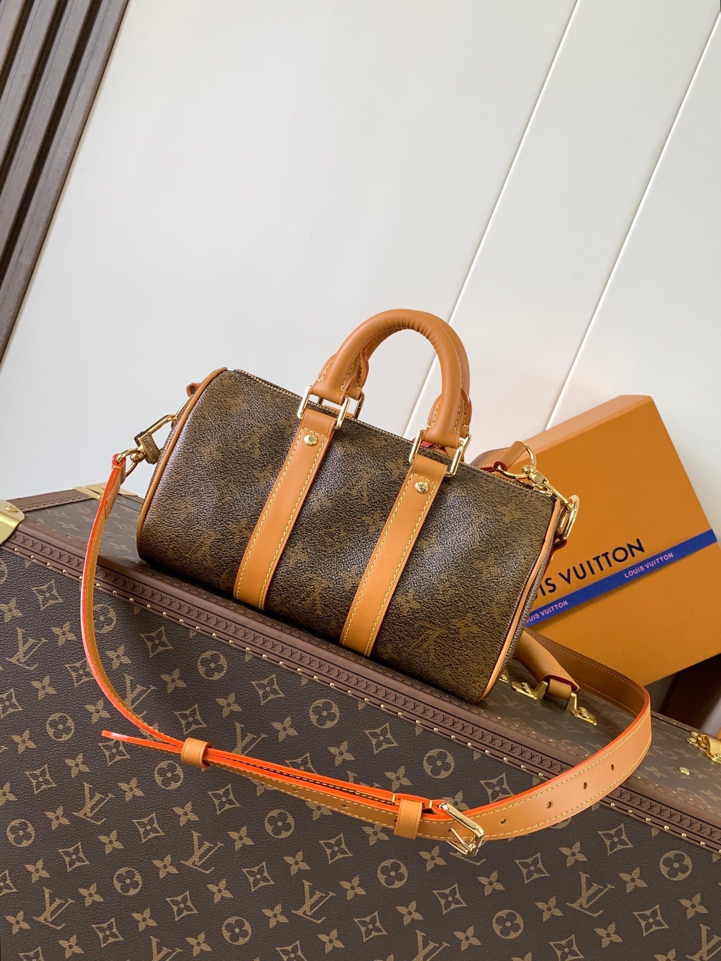 1:1 Replica LV handbag
