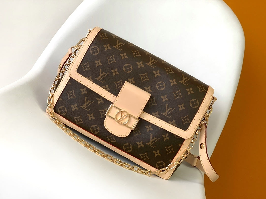 1:1 Replica LV crossbody bag