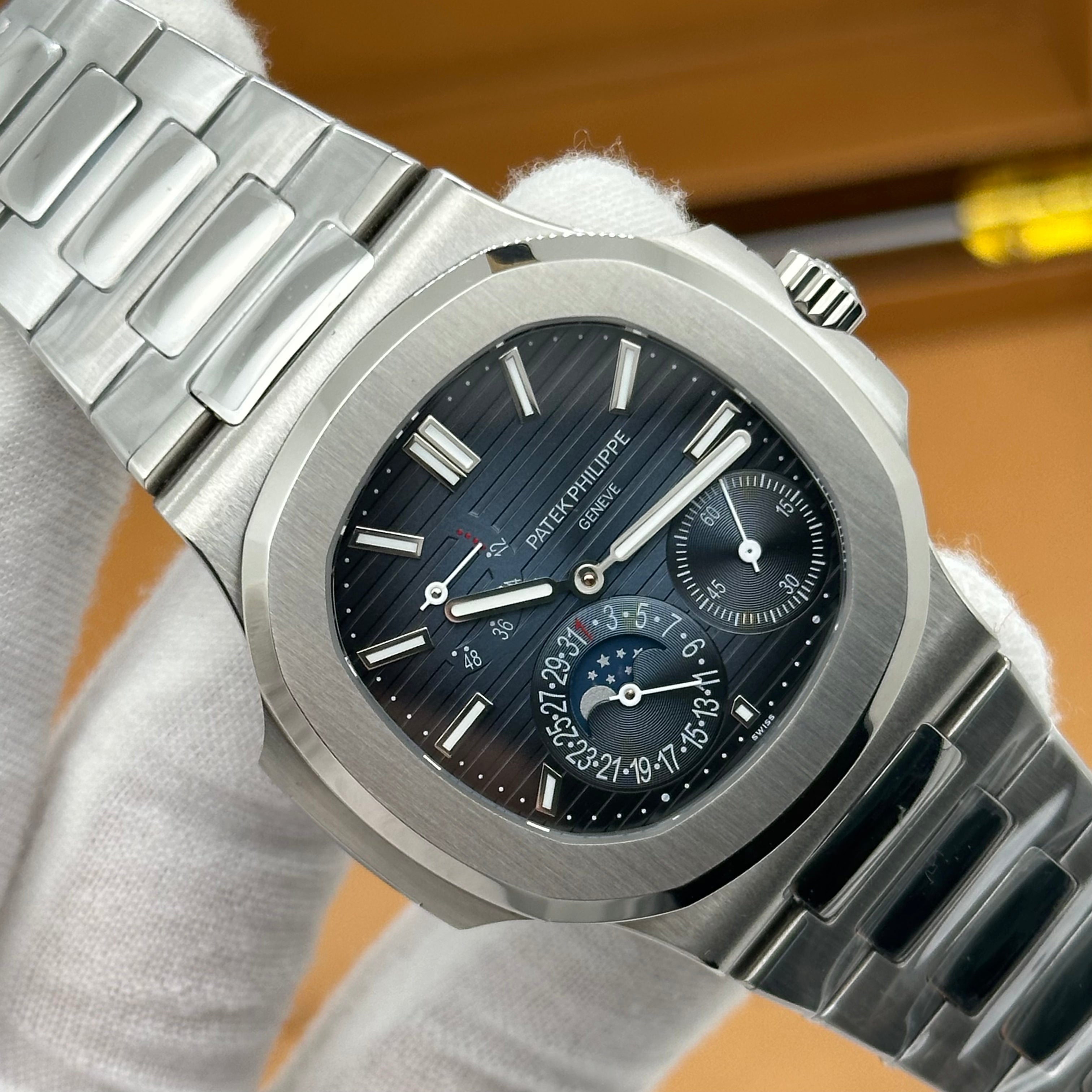 Patek Phillippe Nautilus 5712 40MM Blue Dial