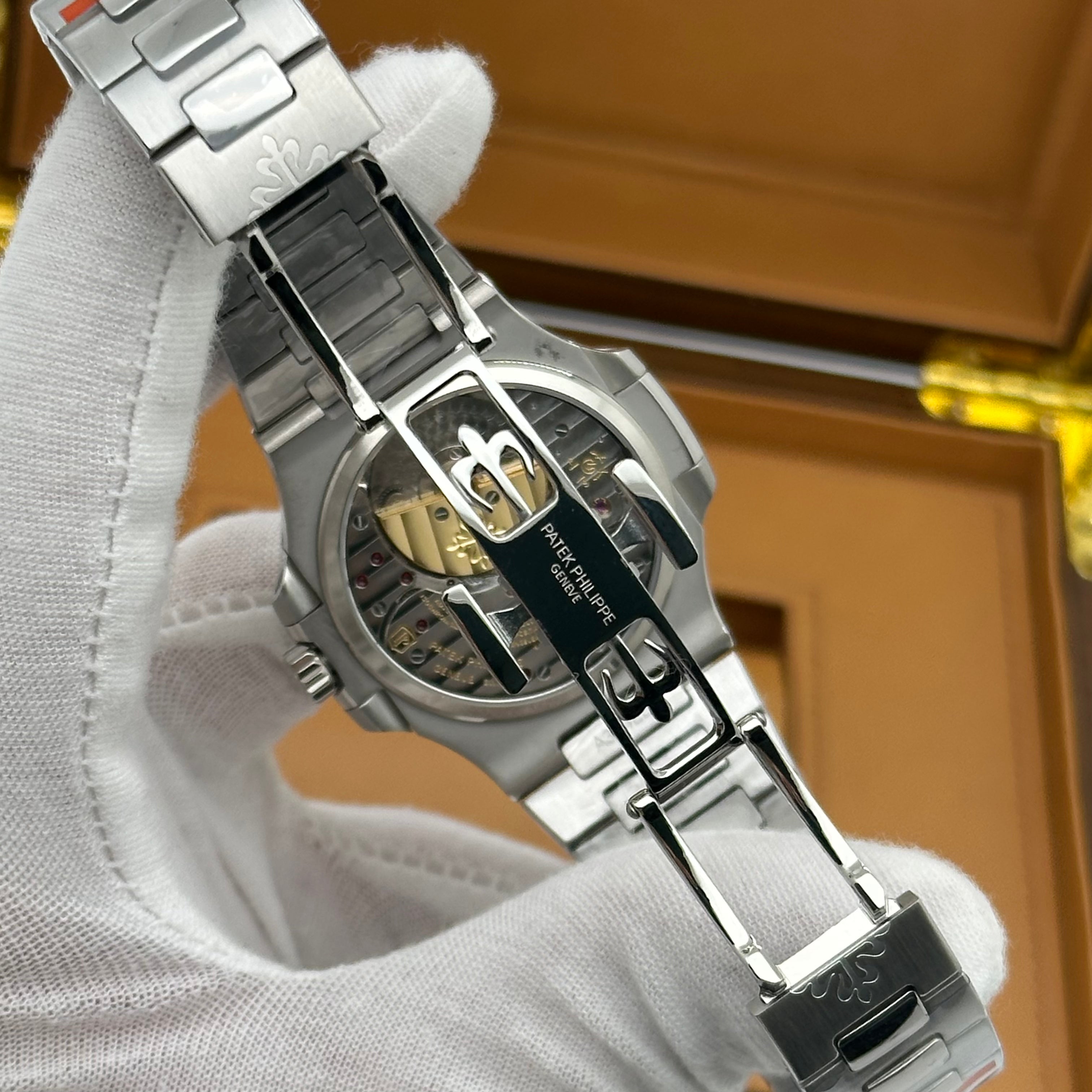 Patek Phillippe Nautilus 5712 40MM Blue Dial