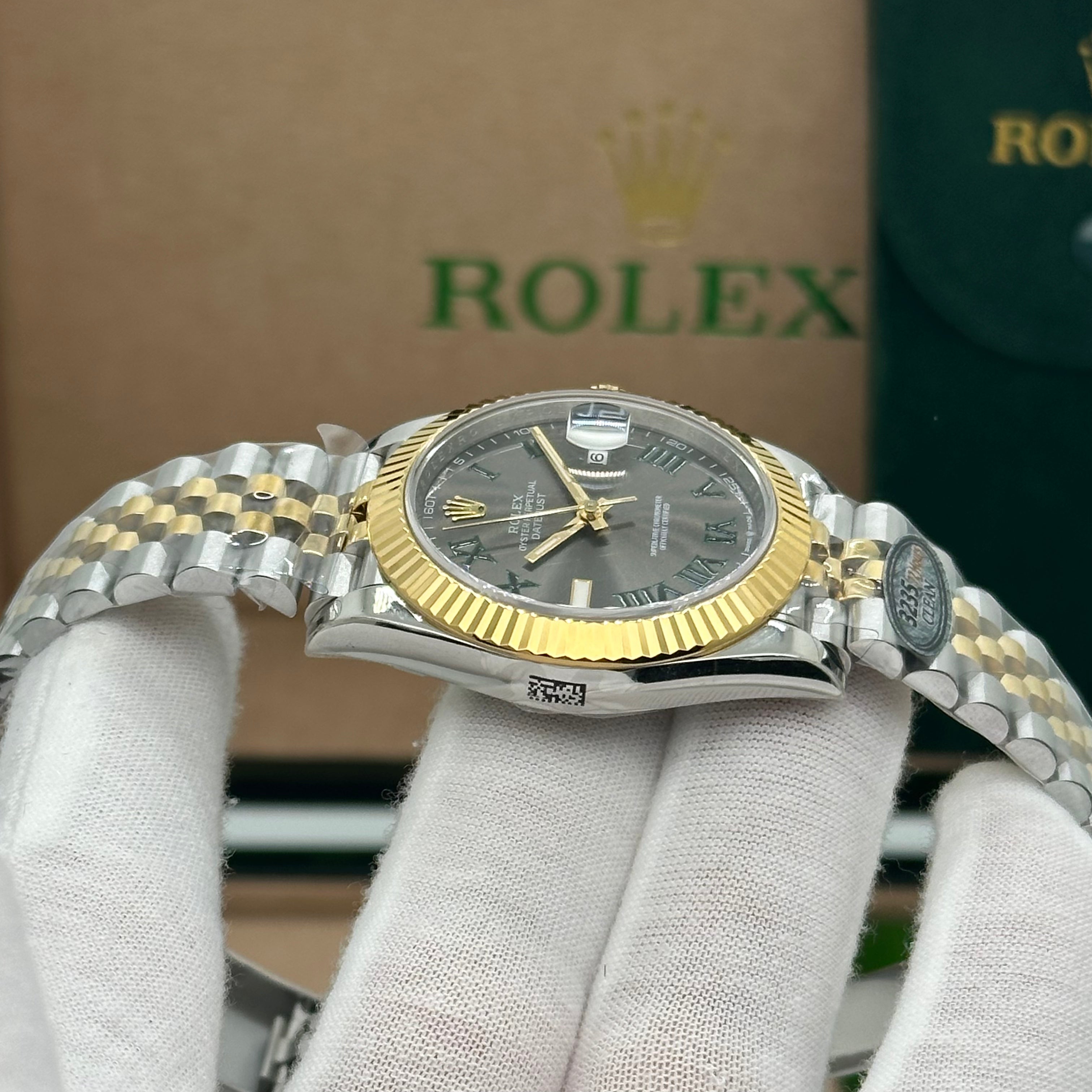 Rolex Datejust 41mm – Two-Tone Steel & Yellow Gold Jubilee Bracelet – Roman Dial