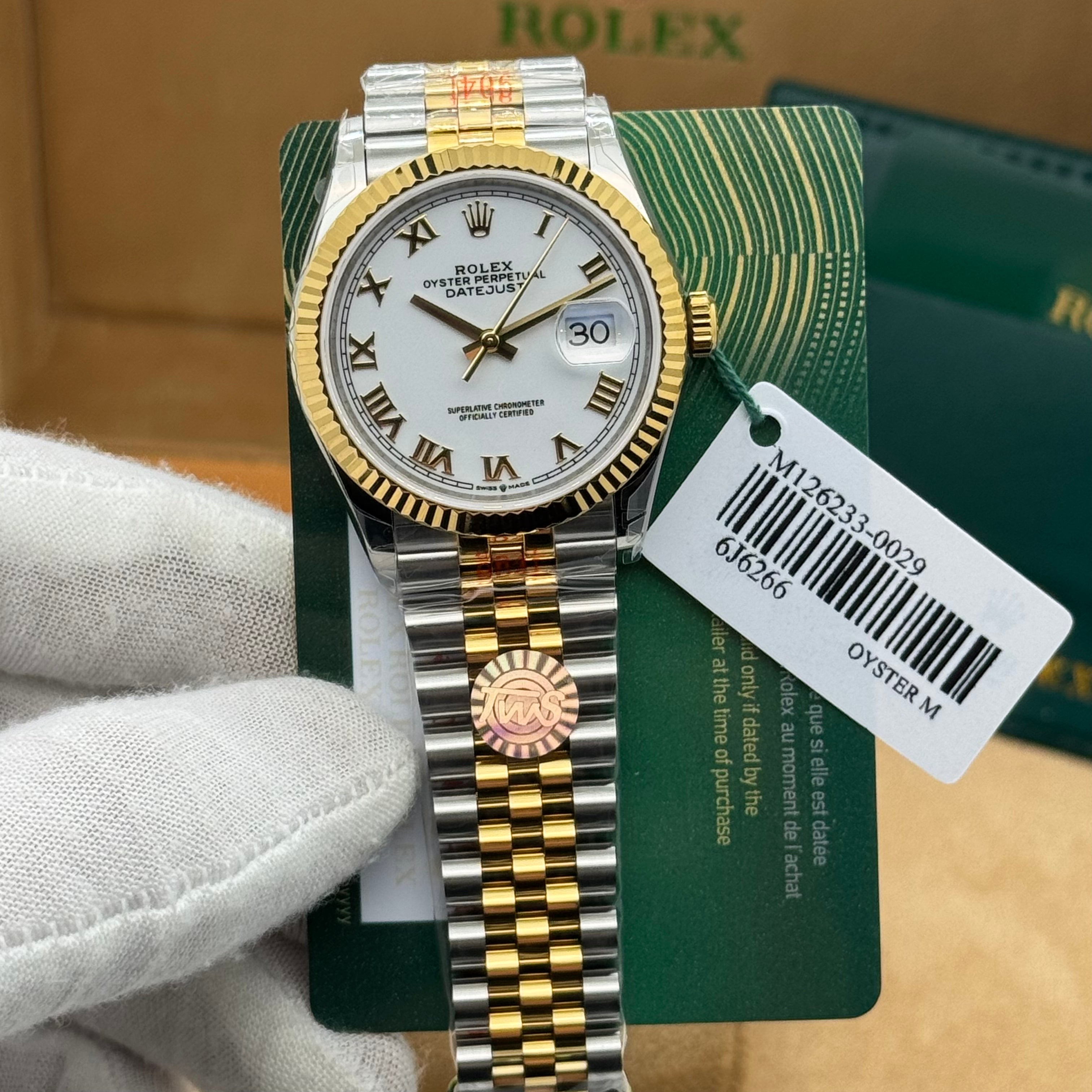 Rolex Date Just 36MM Two-Tone President Watch – White Dial – Gold Fluted Bezel