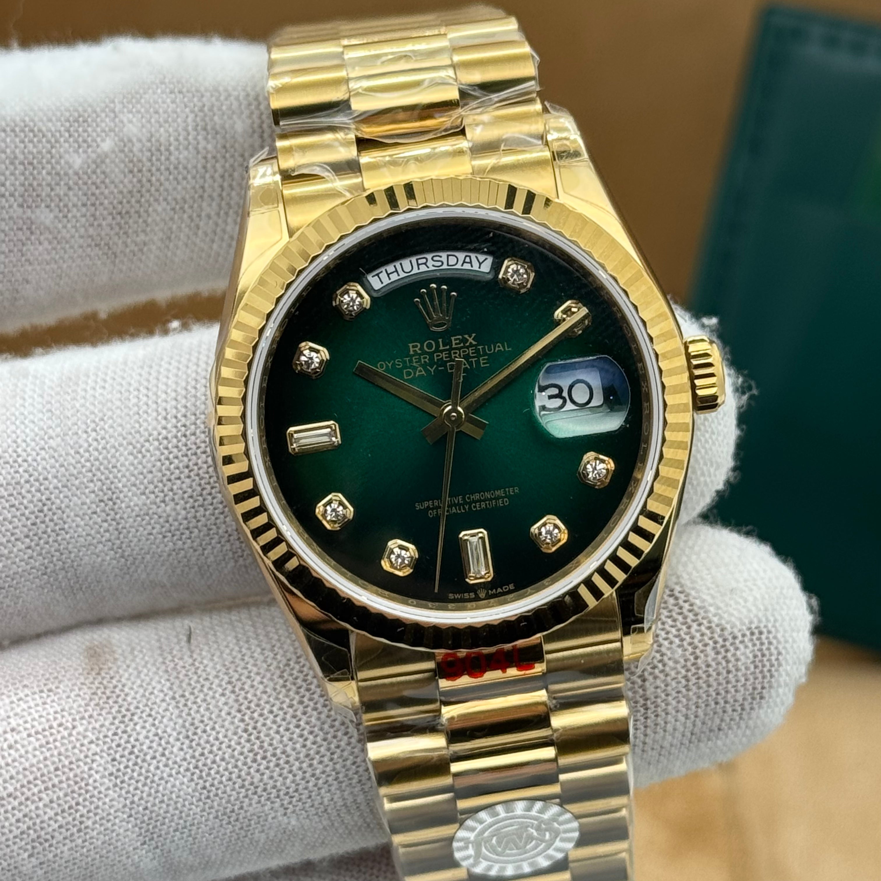Rolex Day-Date Gold 36MM Watch – Emerald Green Dial – Diamond Markers
