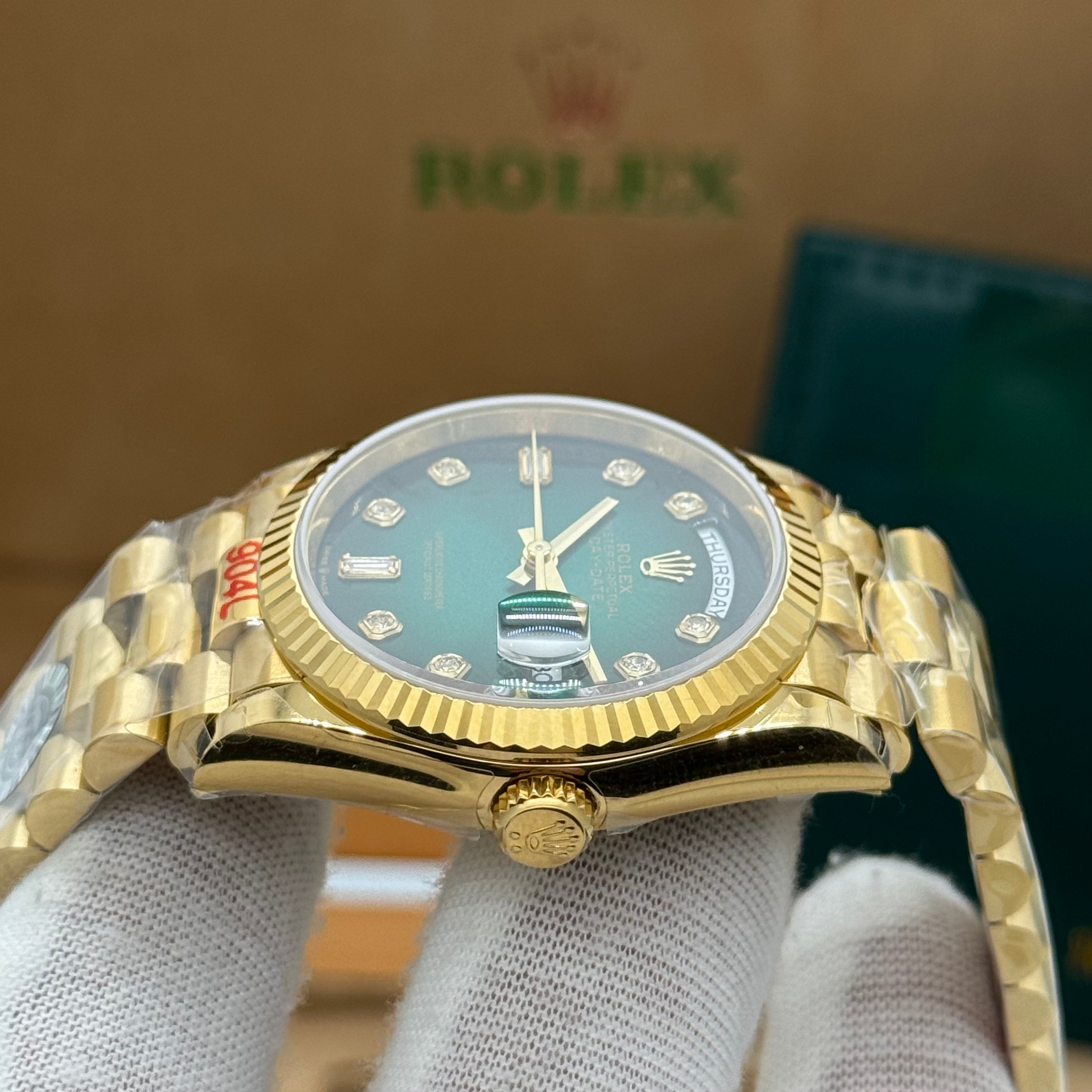 Rolex Day-Date Gold 36MM Watch – Emerald Green Dial – Diamond Markers