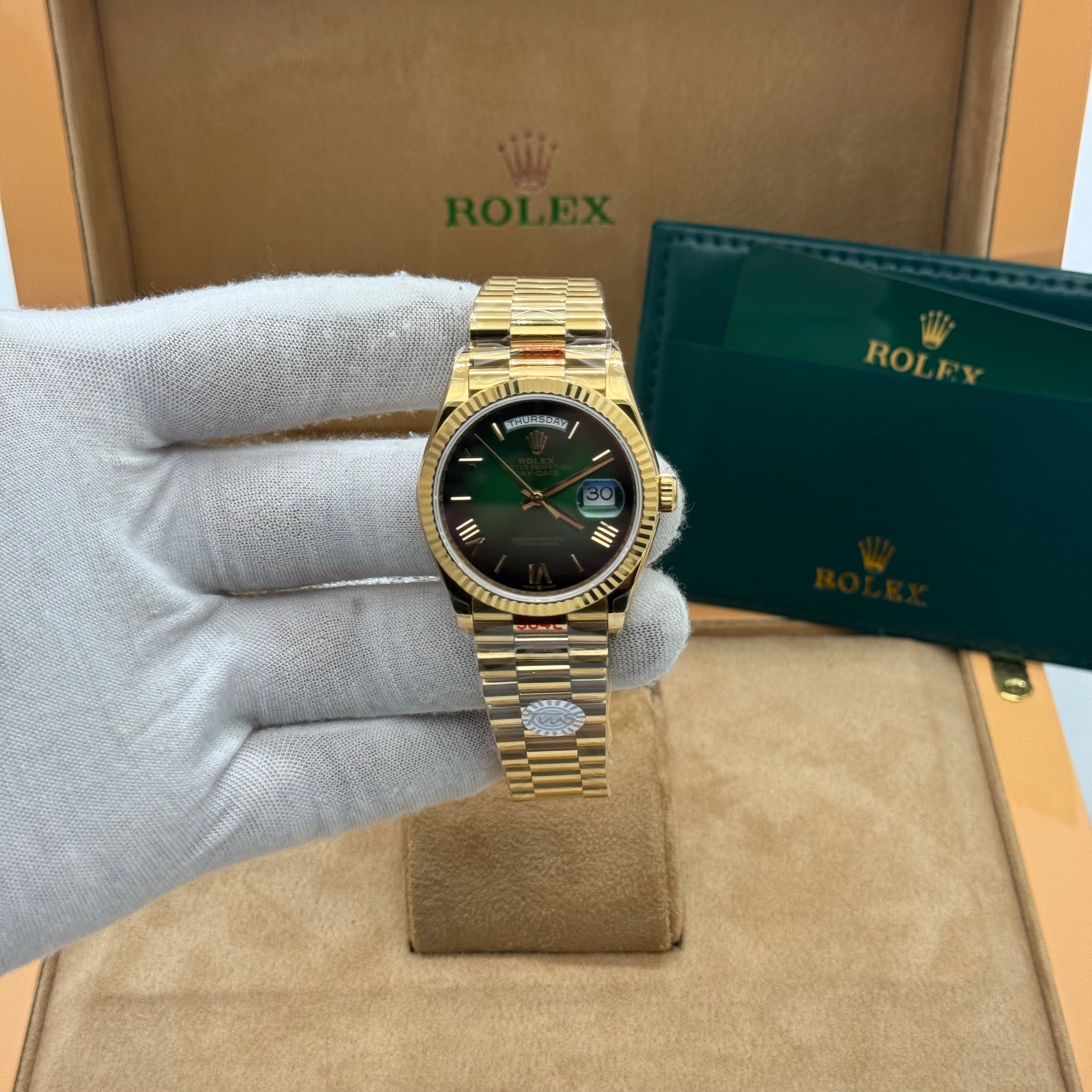 Rolex Day-Date Gold Green Dial 36MM – Fluted Bezel | Swiss Super Clone