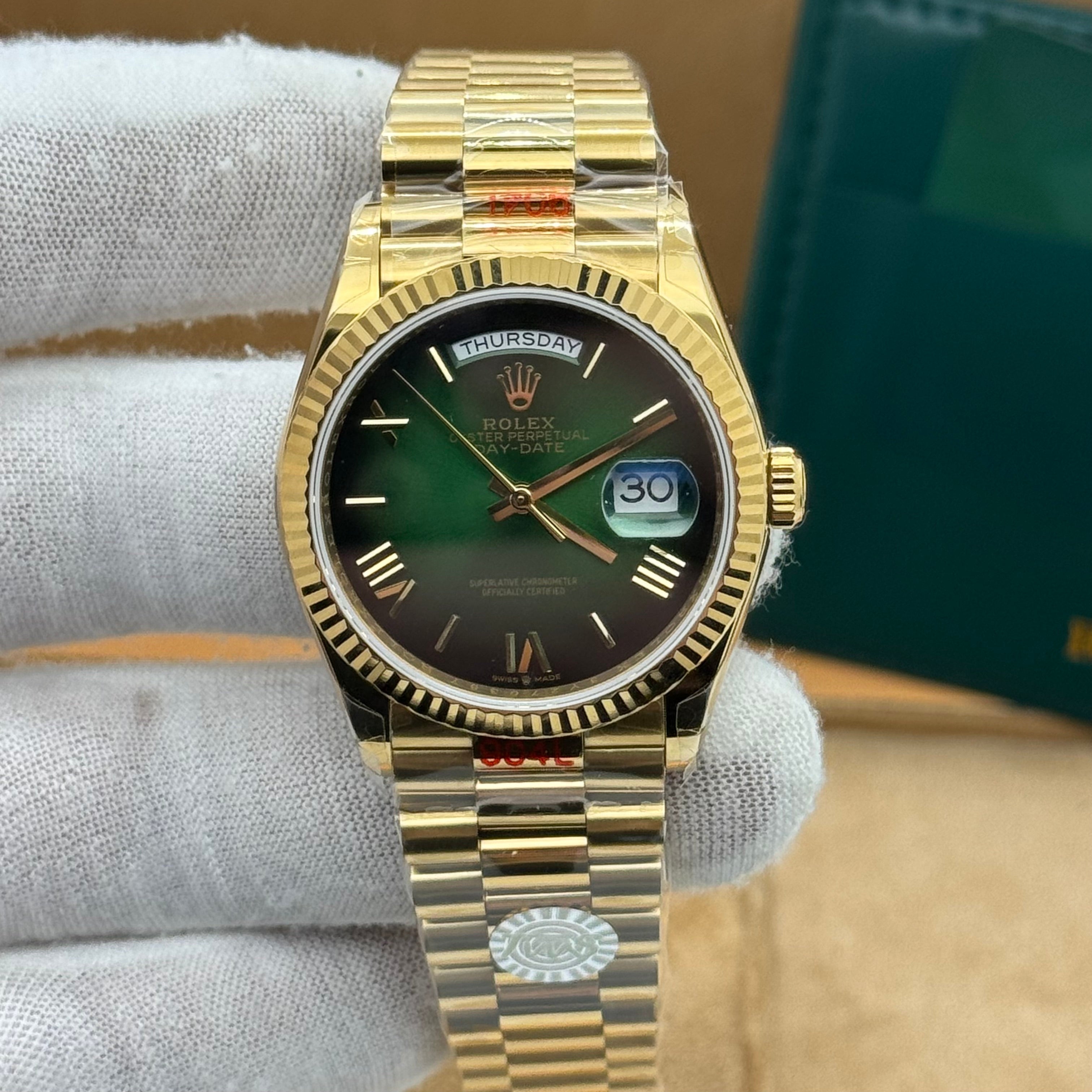 Rolex Day-Date Gold Green Dial 36MM – Fluted Bezel | Swiss Super Clone