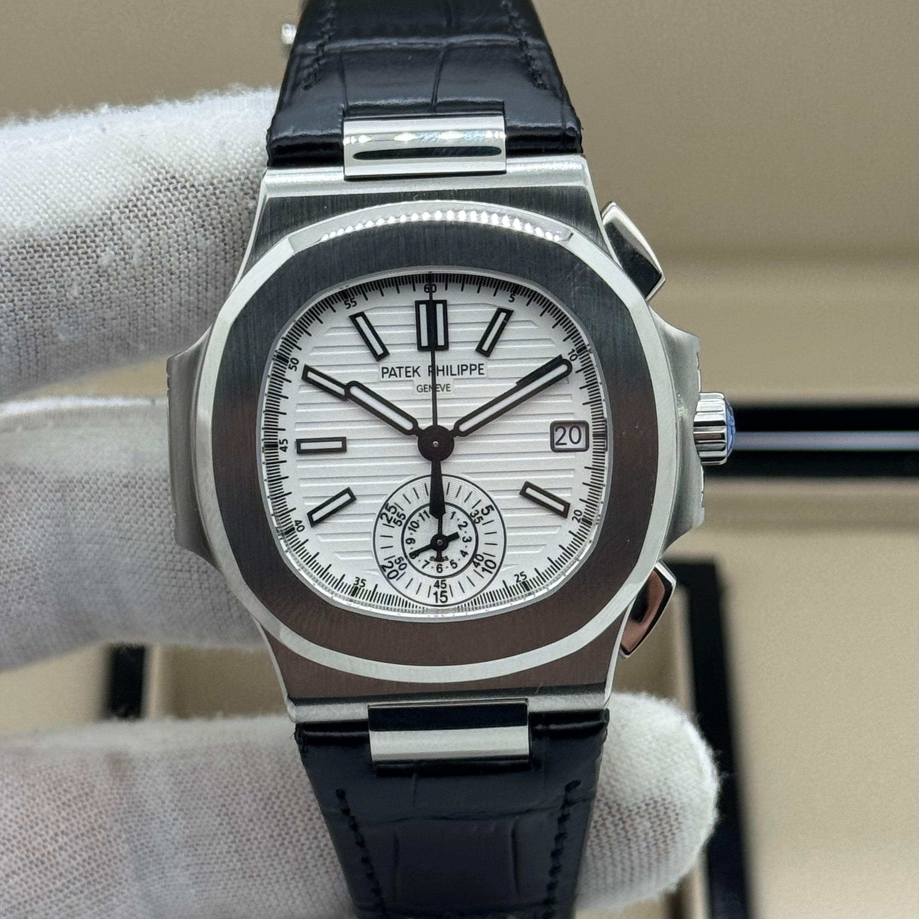 Patek Phillipe Nautilus-Inspired Automatic Watch – Swiss Super Clone – White Dial (Leather Strap)