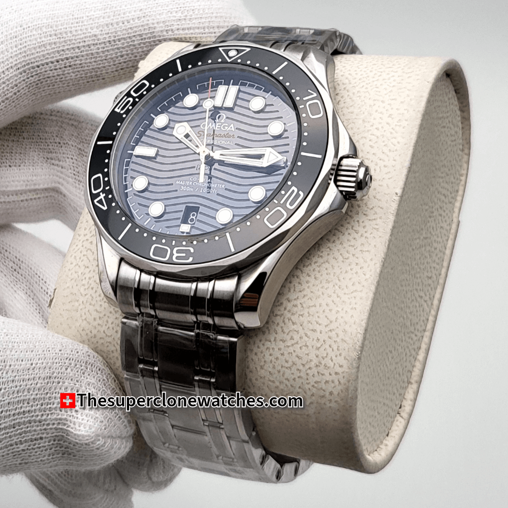 Omega Seamaster Diver 300M Steel On Steel Black Dial Exact 1:1 Super Clone 8800 Swiss Movement Replica Watch