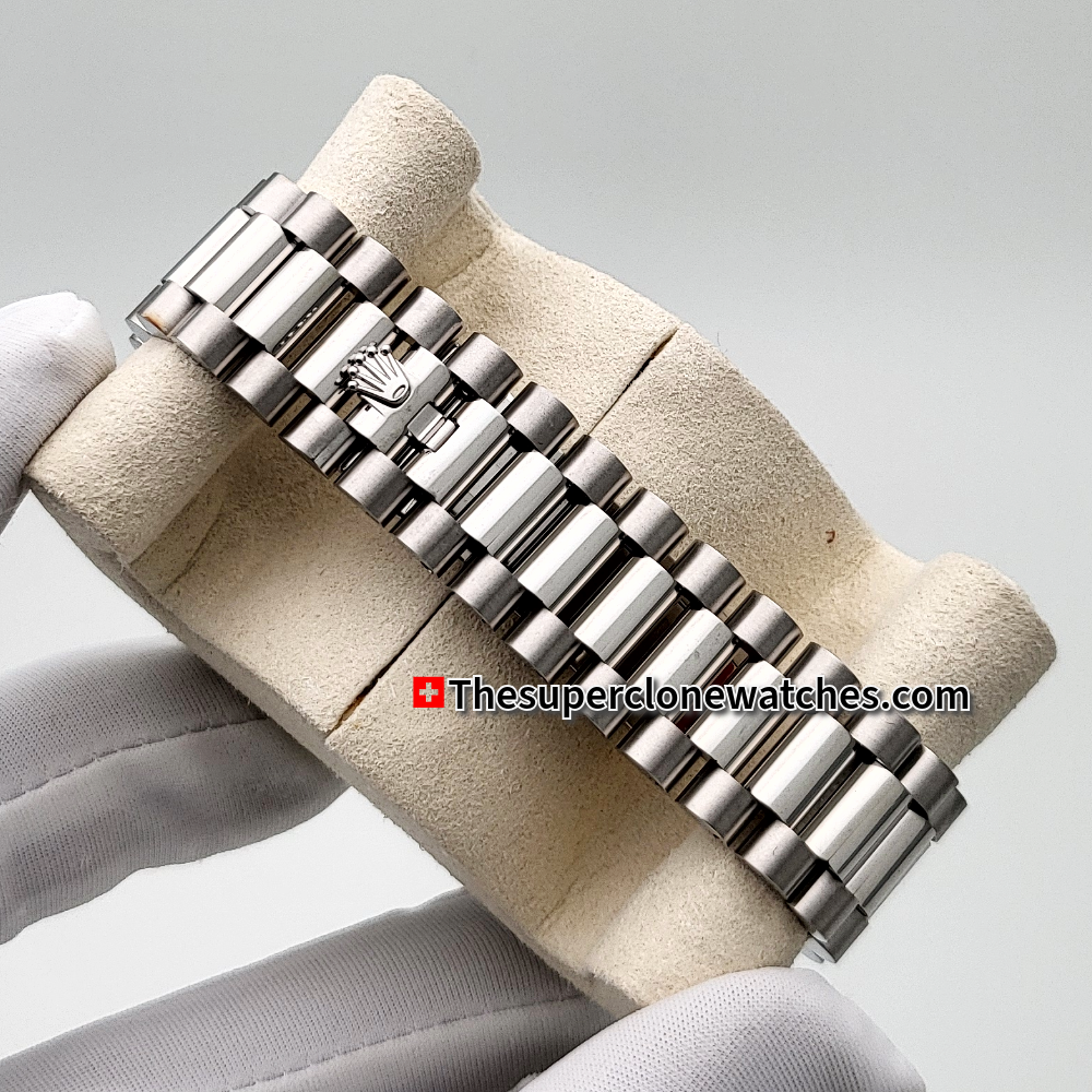 Rolex Day-Date Oyster Platinum Olive Green Dial Exact 1:1 Super Clone 3255 Swiss Movement Replica Watch Ref-228236