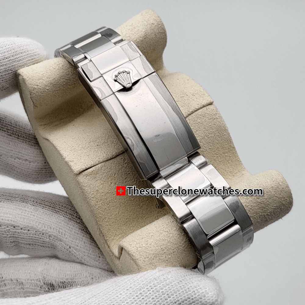 Rolex GMT Master II Black Dial Exact 1:1 Super Clone 3285 Swiss Movement Replica Watch Ref-126710GRNR