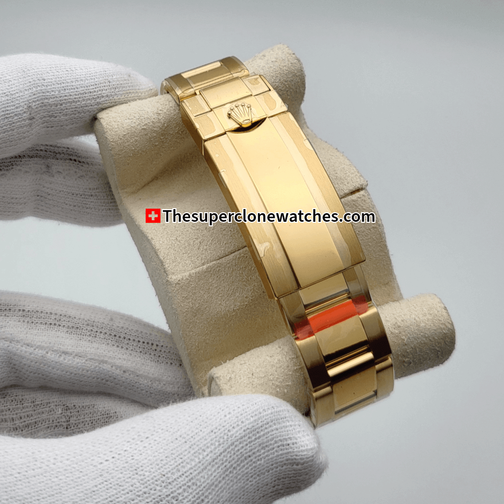 Rolex Submariner Date 18ct Yellow Gold Black Dial Exact 1:1 Super Clone 3235 Swiss Movement Replica Watch Ref-126618LN