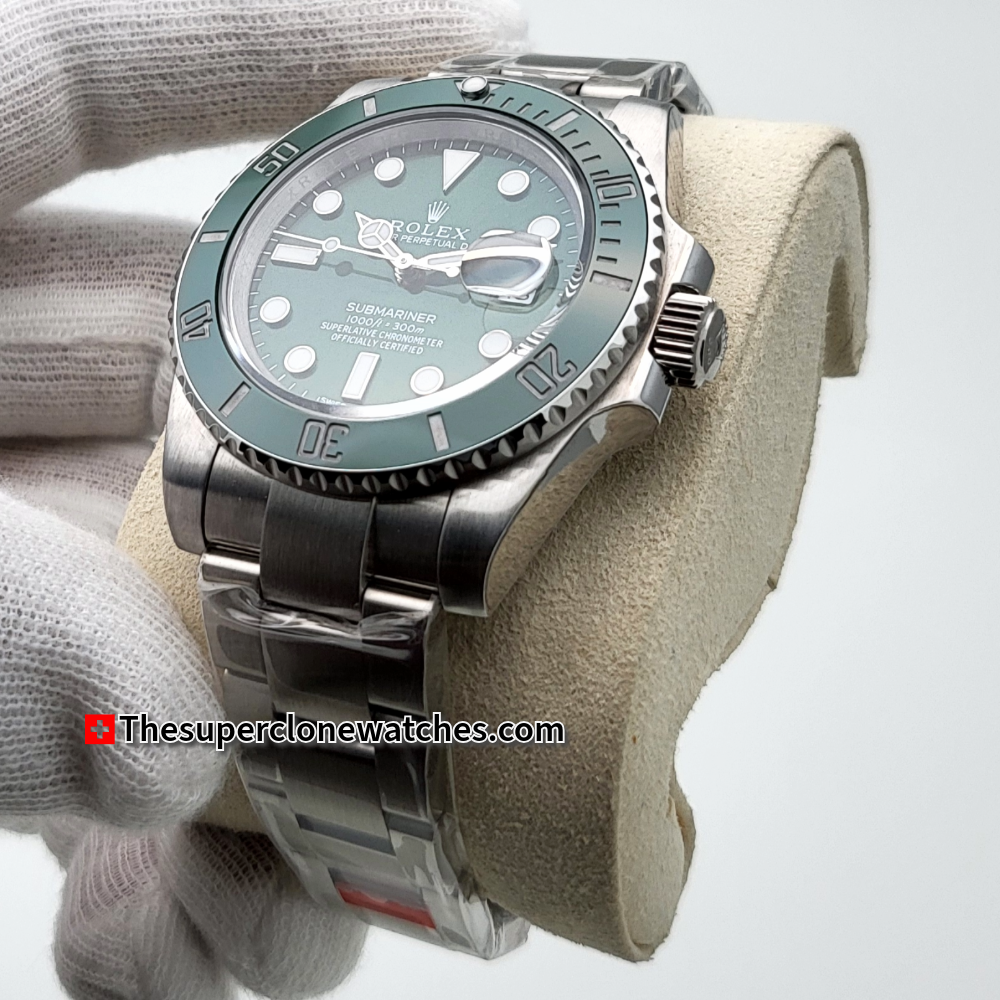 Rolex Submariner Hulk Date Green Dial Exact 1:1 Super Clone 3135 Swiss Movement Replica Watch Ref-116610LV