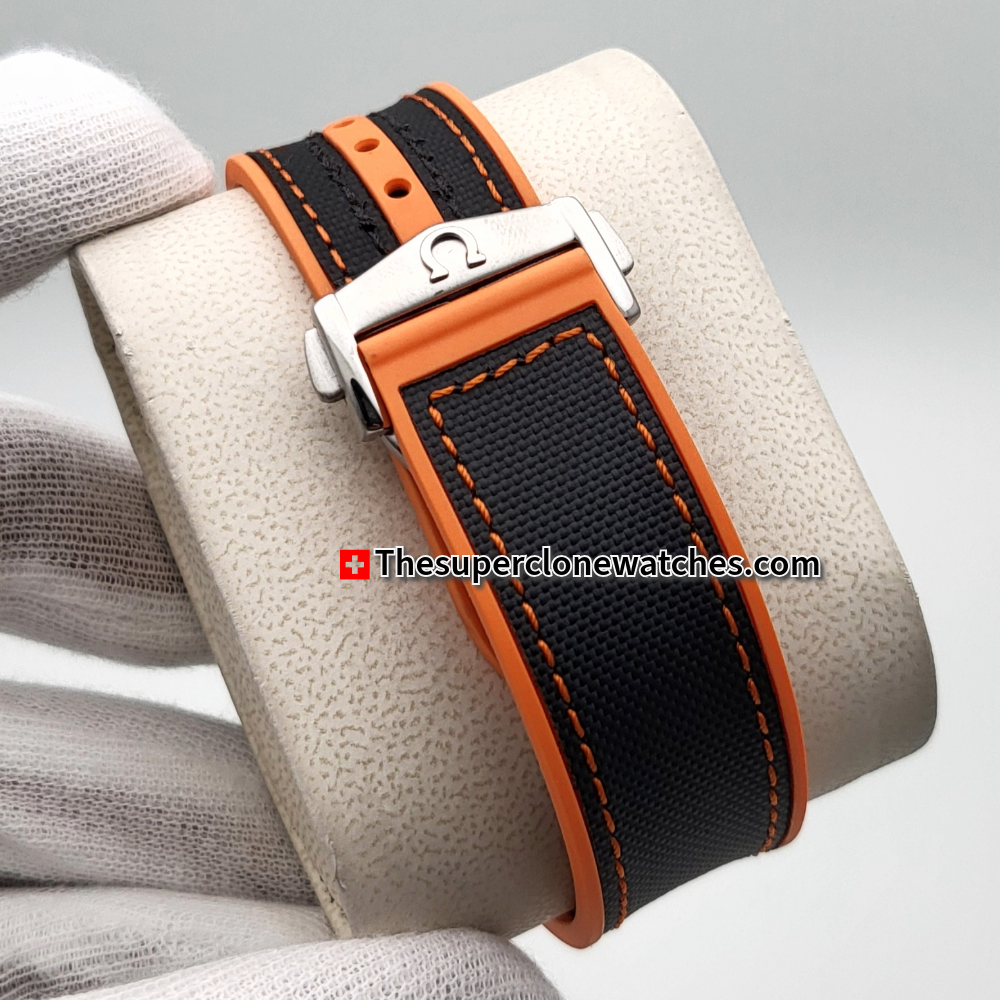 Omega Seamaster Planet Ocean 600M Steel On Rubber Strap Black Dial Exact 1:1 Super Clone 8900 Swiss Movement Replica Watch