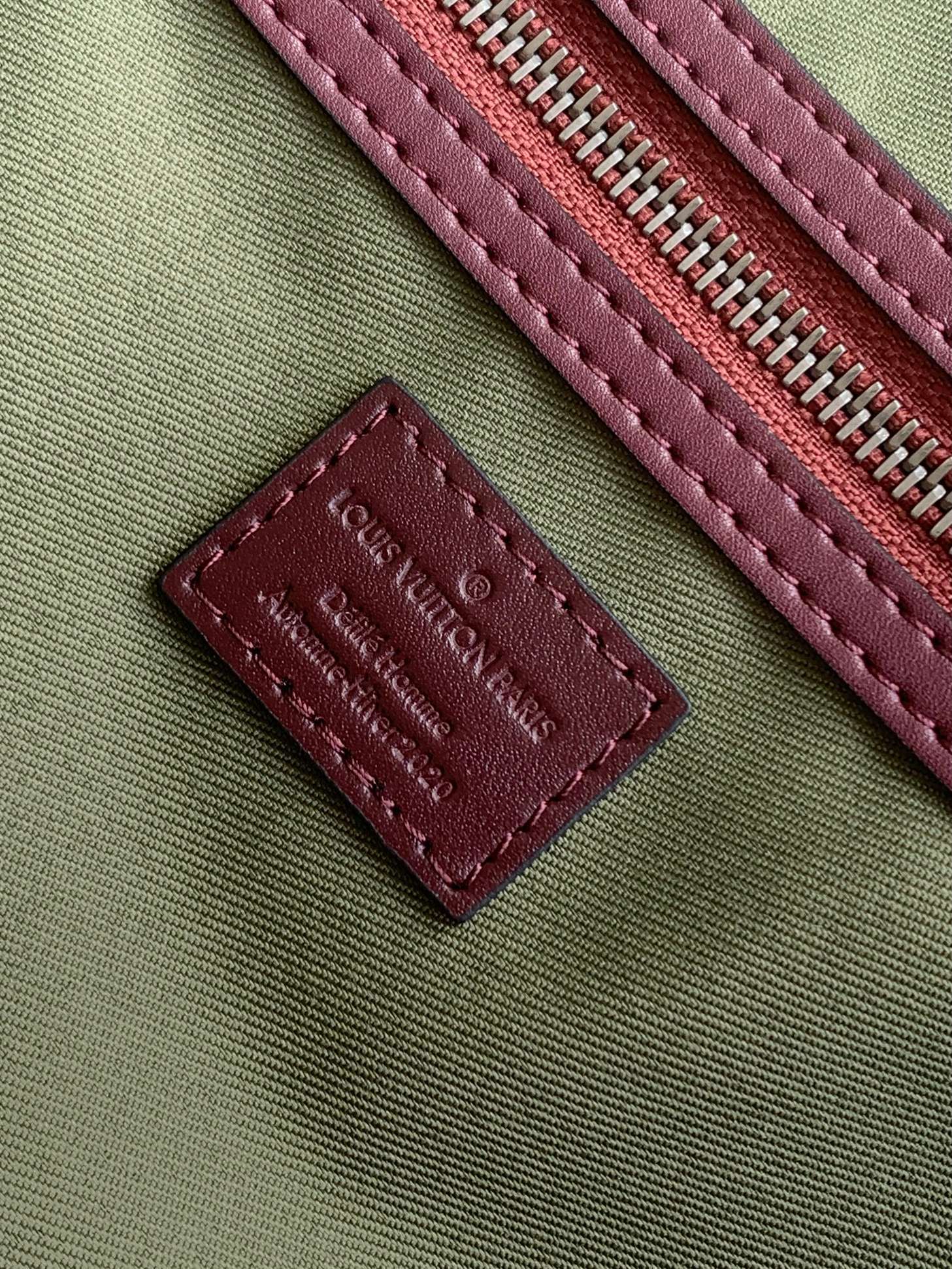 1:1 Replica LV travel bag