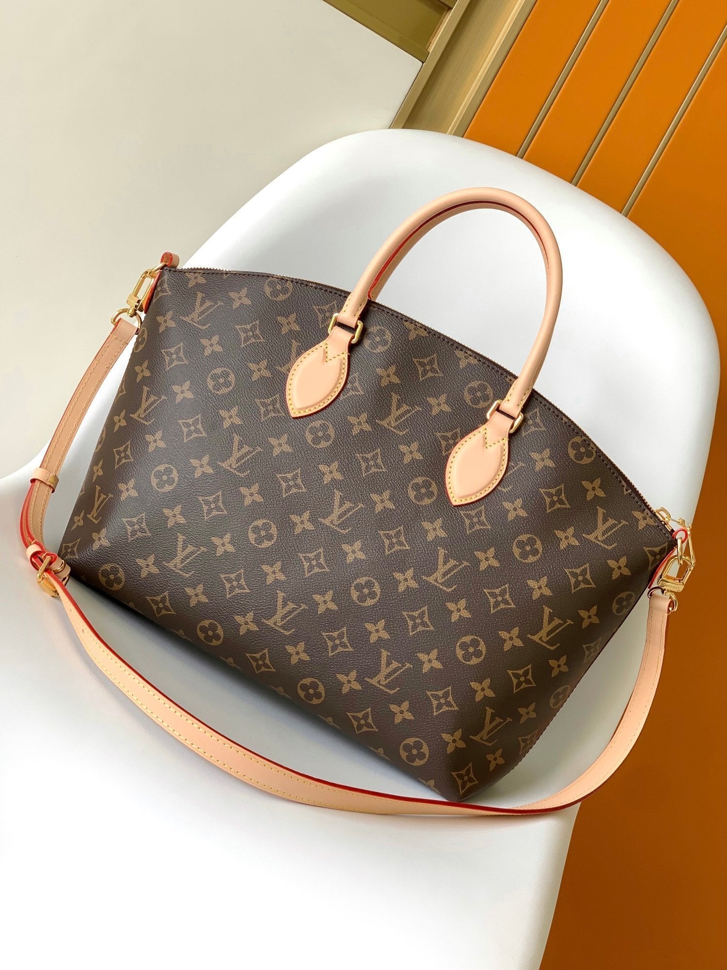 1:1 Replica LV Handbag
