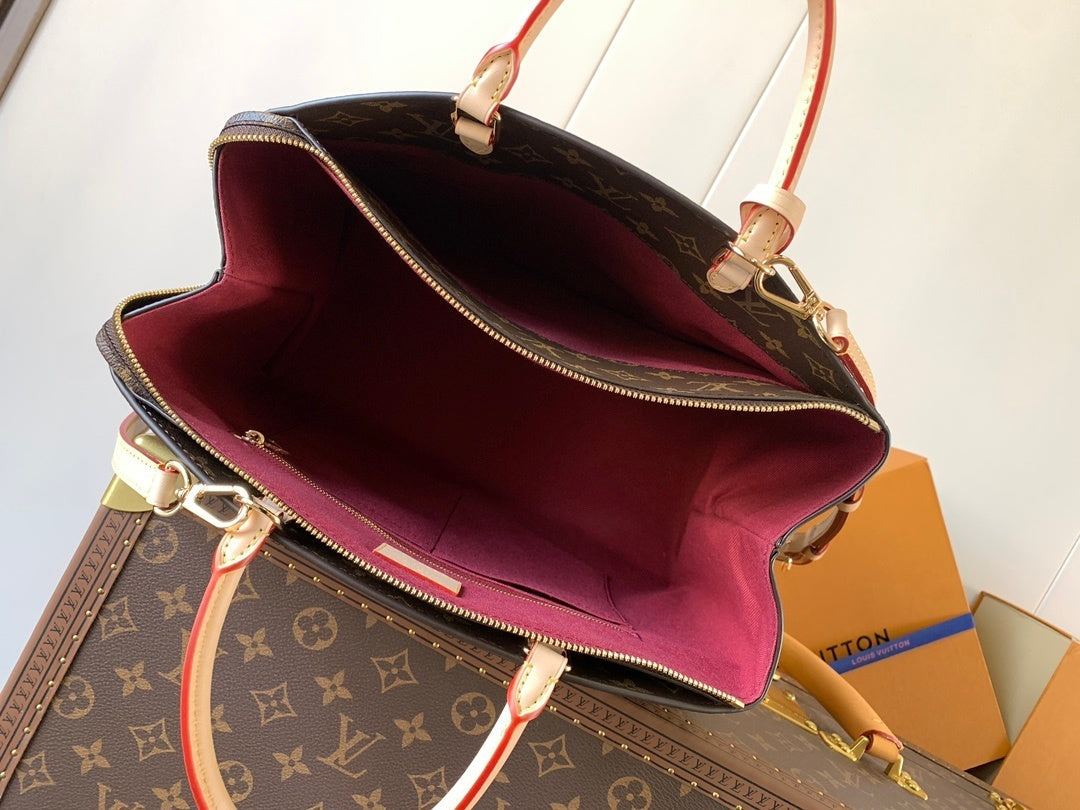 1:1 Replica LV Handbag