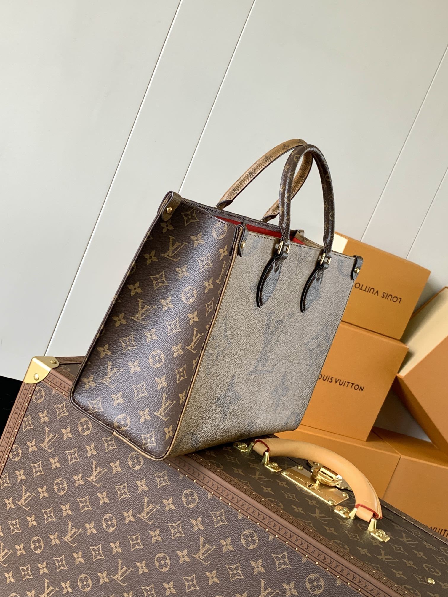 1:1 Replica LV handbag