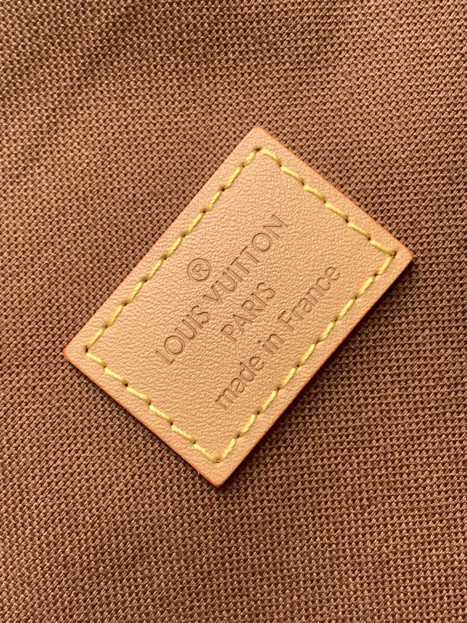 1:1 Replica LV backpack