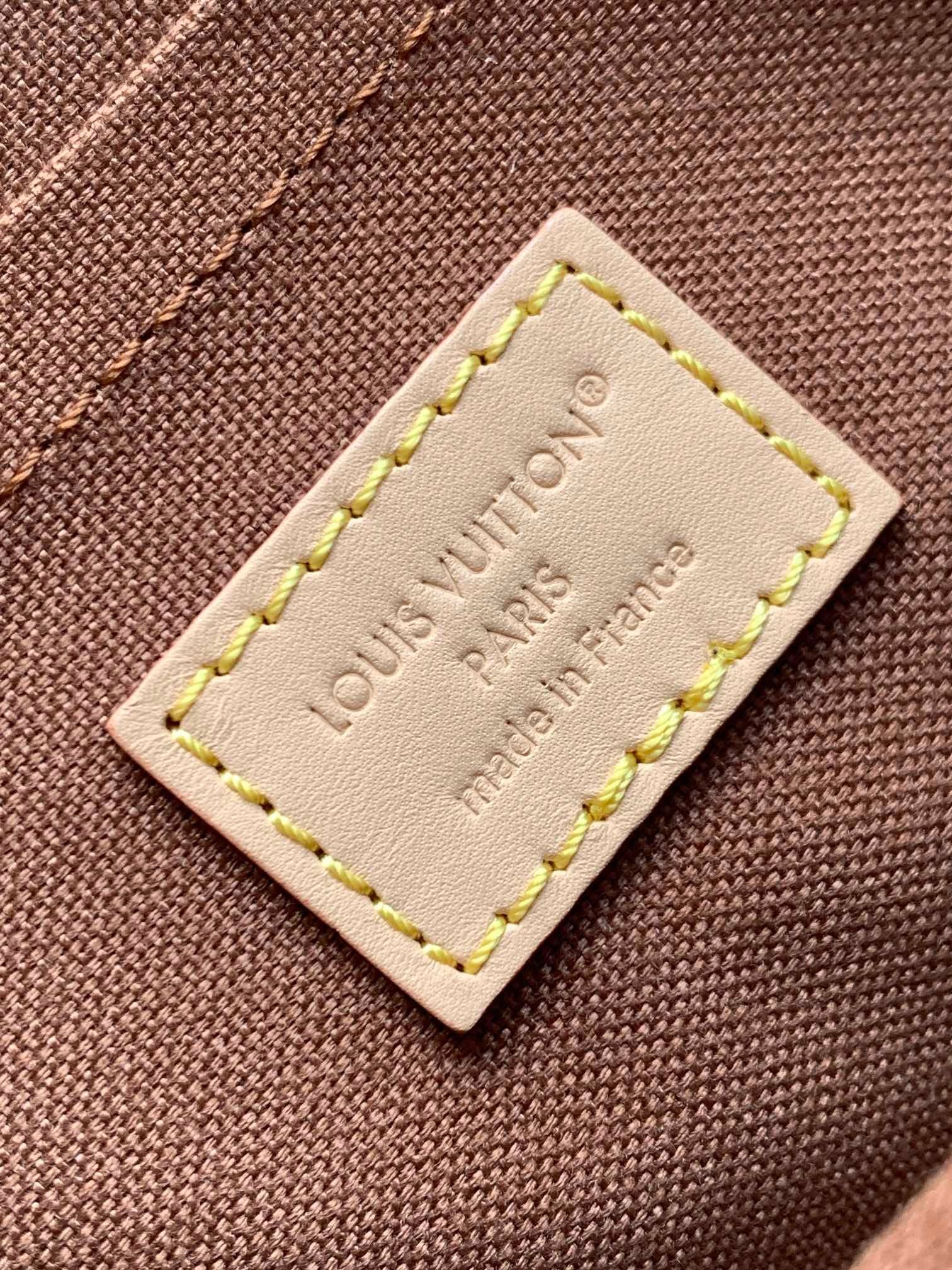 1:1 Replica LV Shell Bag